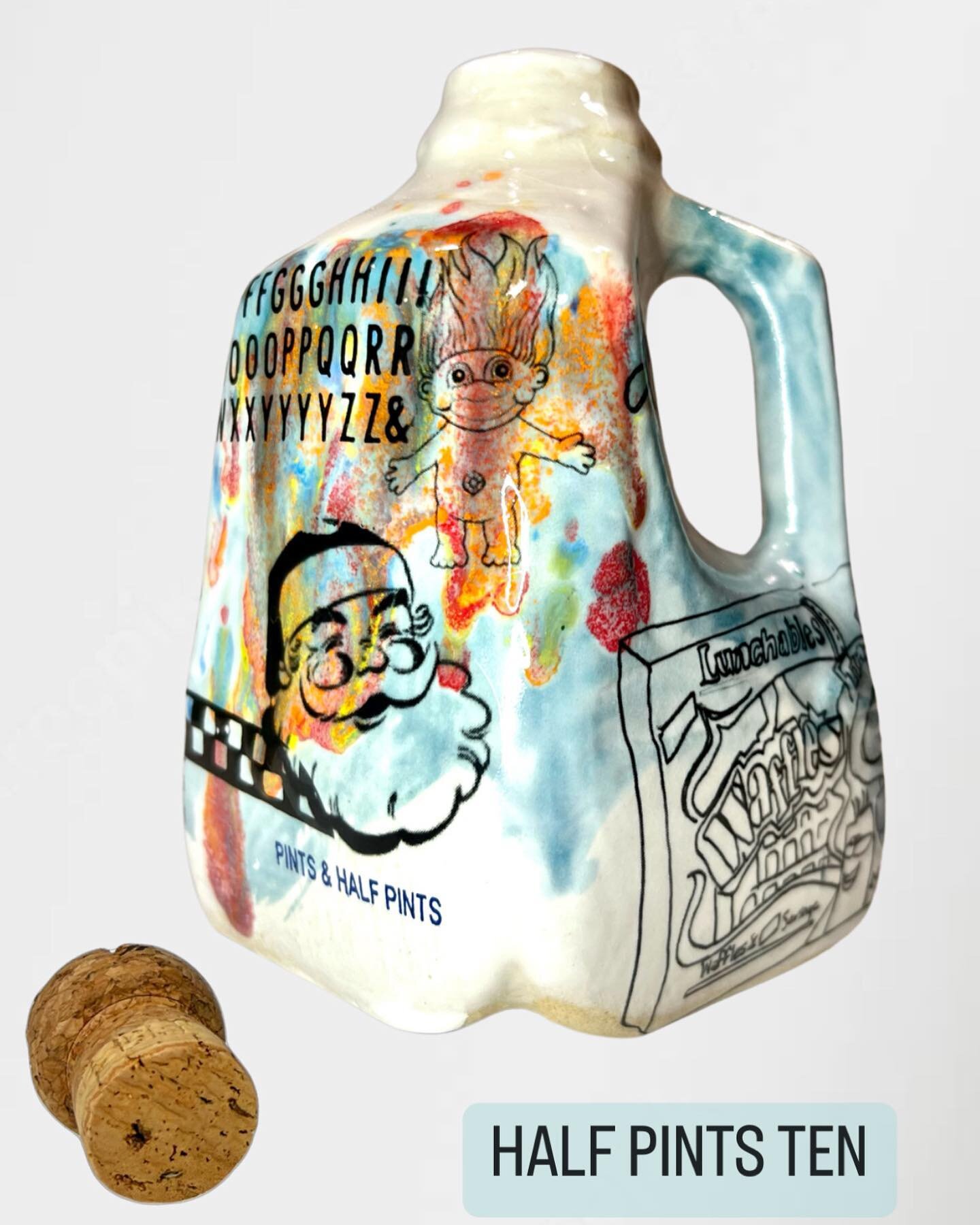 #jugs
#ceramics 
#akaclay
#ashporrini