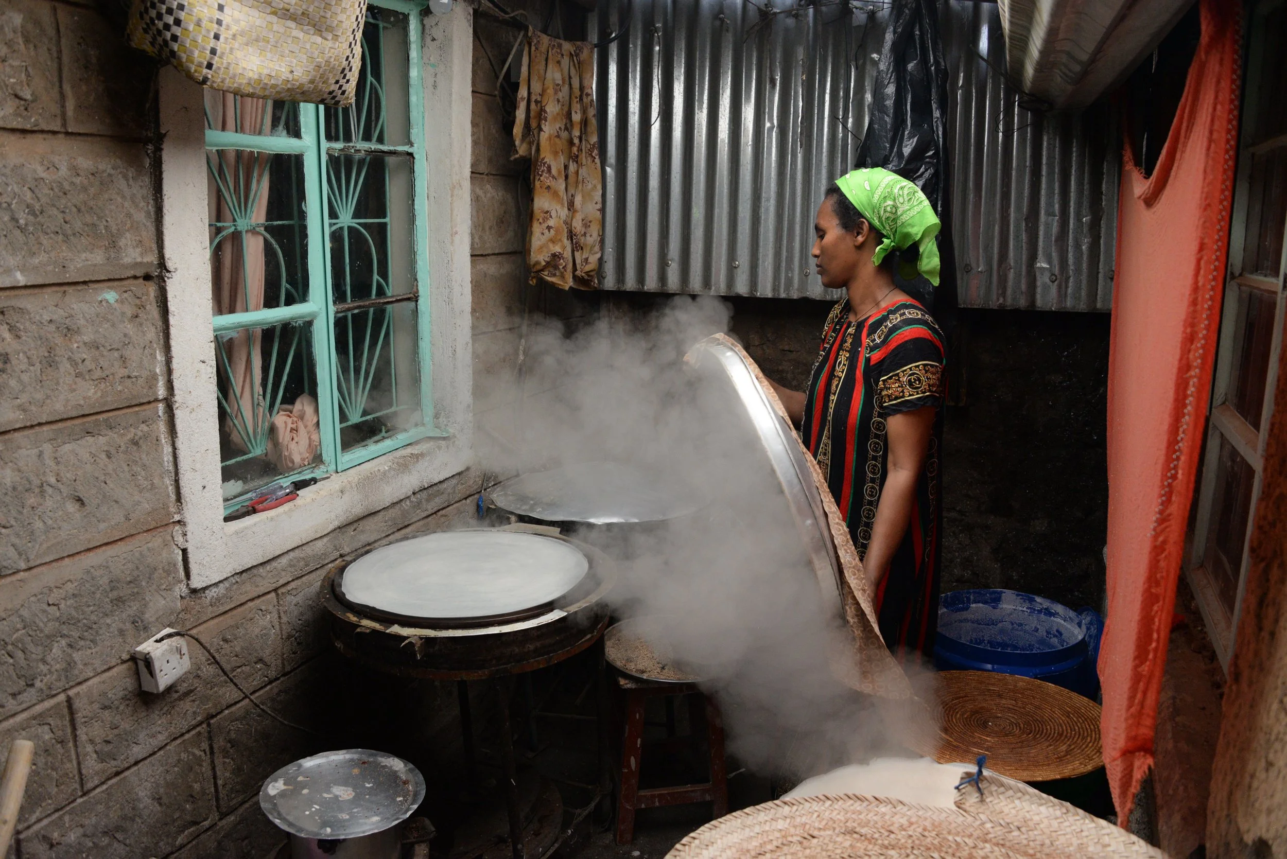 Wie ein Huhn mit einer Schlinge um den Hals