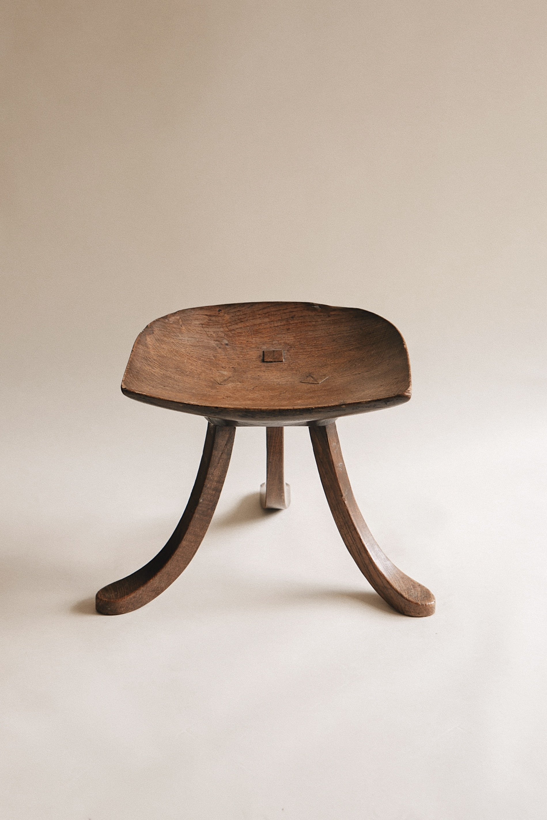 Thebes Stool