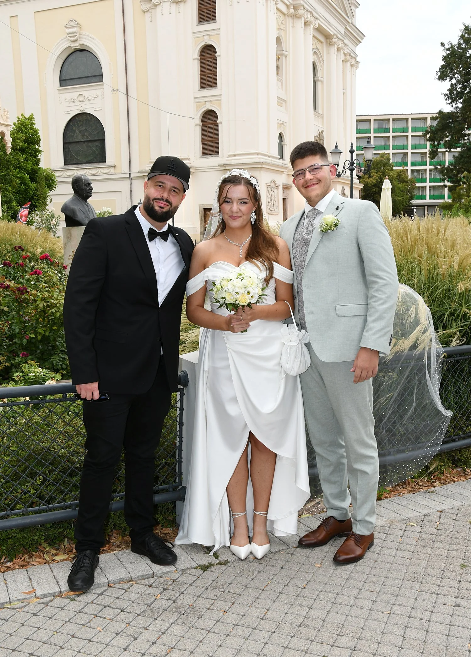 Rekop György, ceremóniamester, esküvő, Wedding Panda, szertartásvezető, ceró, esküvő tanácsadás, esküvő tervezés, esküvői játékok, humor, Comedy Central, műsorvezető, rendezvényszervező, master of ceremonies, wedding, english-hungarian wedding, bilan