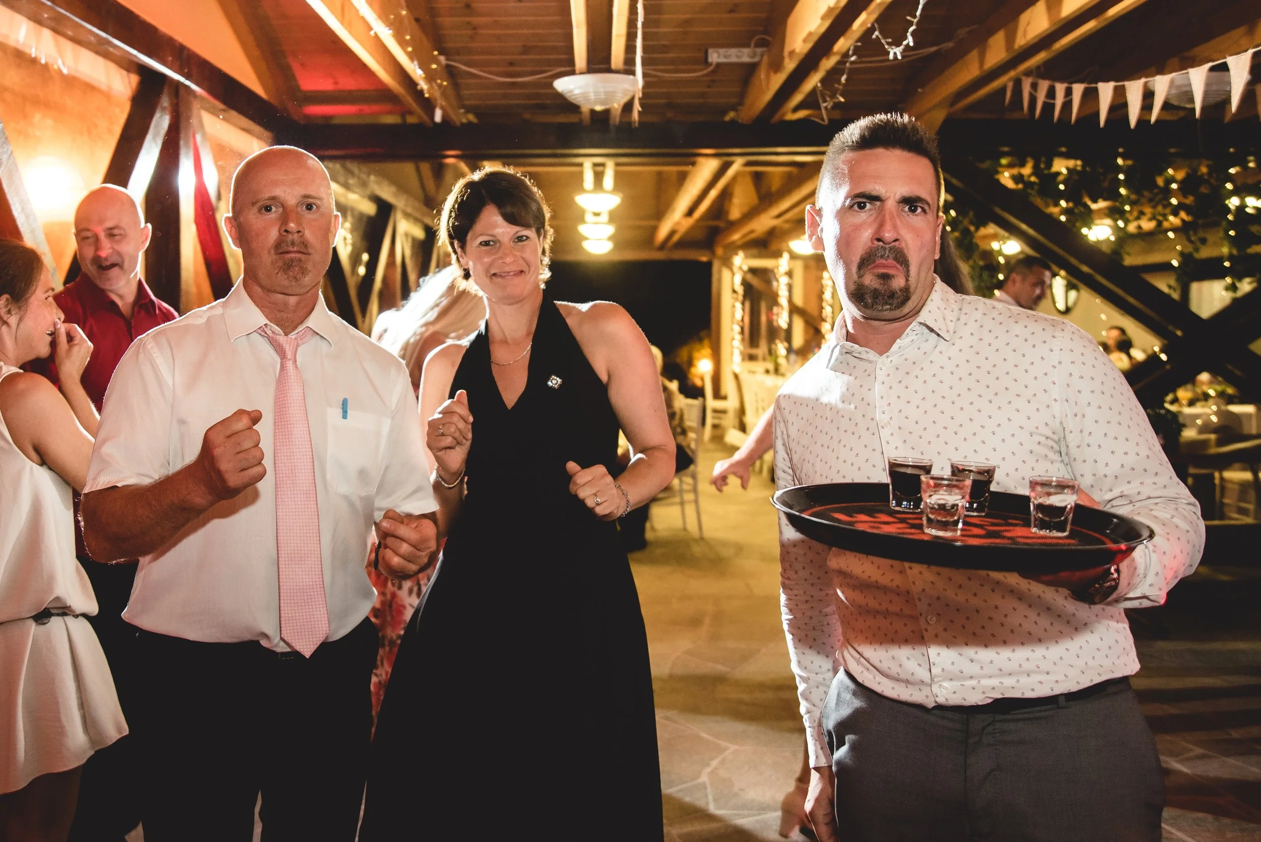 Valtner Miklós, ceremóniamester, esküvő, Wedding Panda, szertartásvezető, ceró, esküvő tanácsadás, esküvő tervezés, esküvői játékok, humor, Showder Klub, humorista, műsorvezető, rendezvényszervező