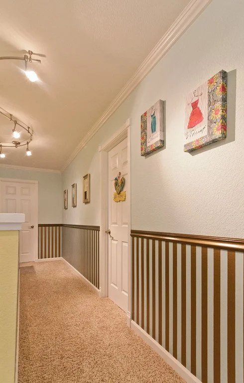 Hallway.jpg