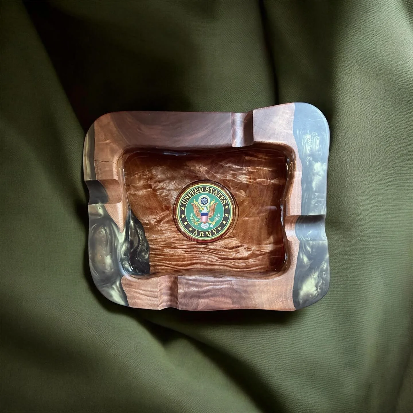 Thank you Connecticut Cigar Company for letting me create 2 unique ashtrays for your one of your employees who is heading overseas! I hope he enjoyed it. One is for him, and one will be at the lounge in Stamford for when he comes back! 

Crafted from