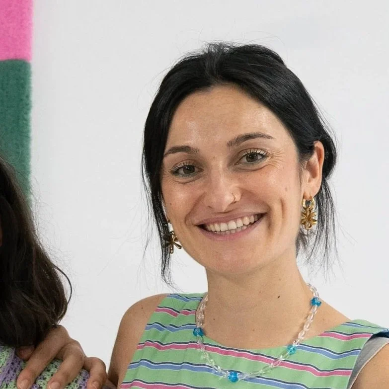 alumna orgullosa de su progreso clases knitting barcelona