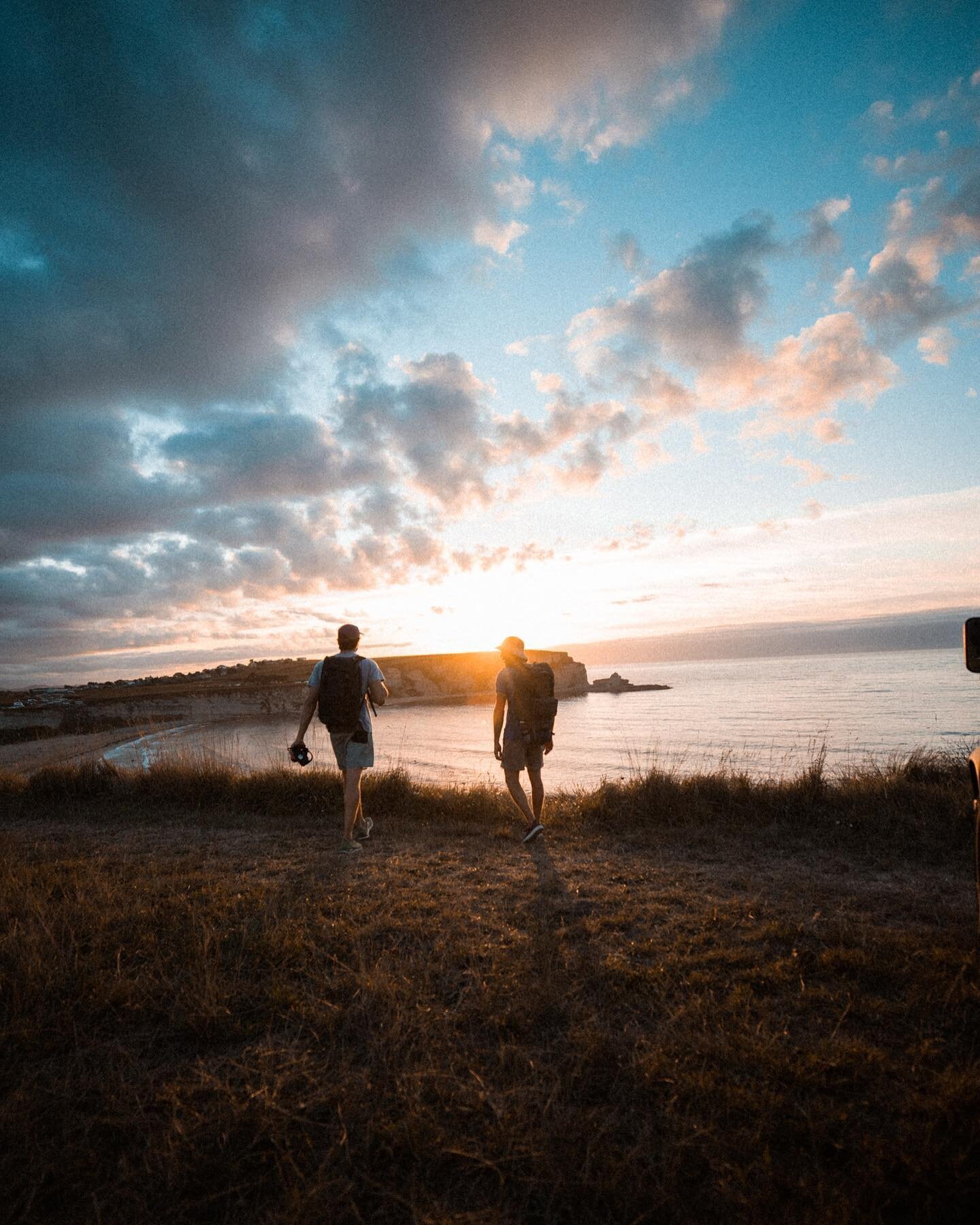 Try to catch the golden hour at Langre Beach&hellip; try to catch your sunset inspirarion✨
( sunset time for today is 🕣20:32 )