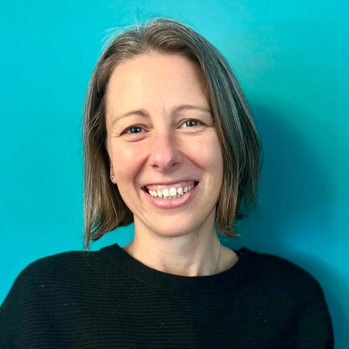 Julia Janczur smiling headshot