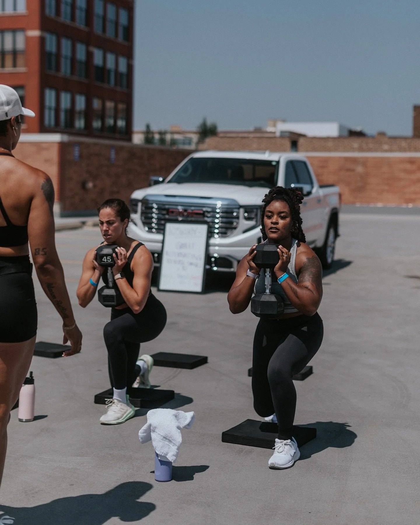 Why Group Fitness Classes In Chicago Are Perfect For Staying Motivated