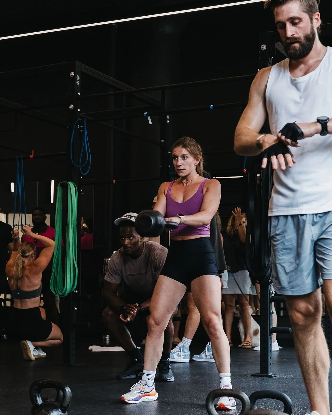 Why Group Strength Classes In West Loop Chicago Are Perfect For Busy Professionals?