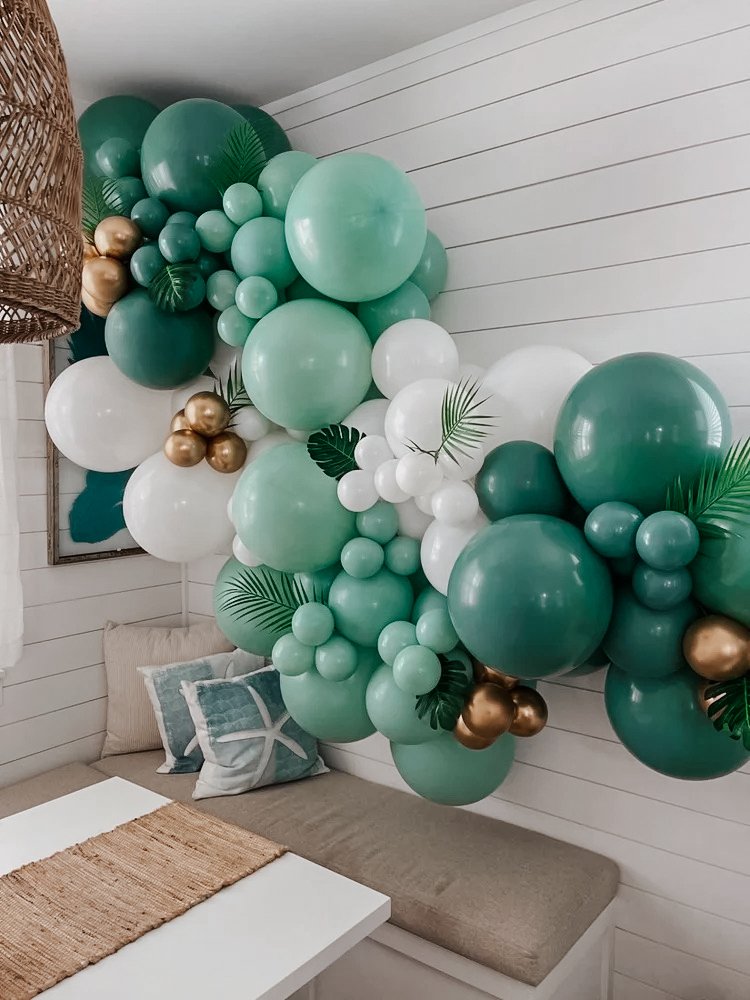 Balloon Art Events 30a - Bridal & Bachelorette-18.jpg