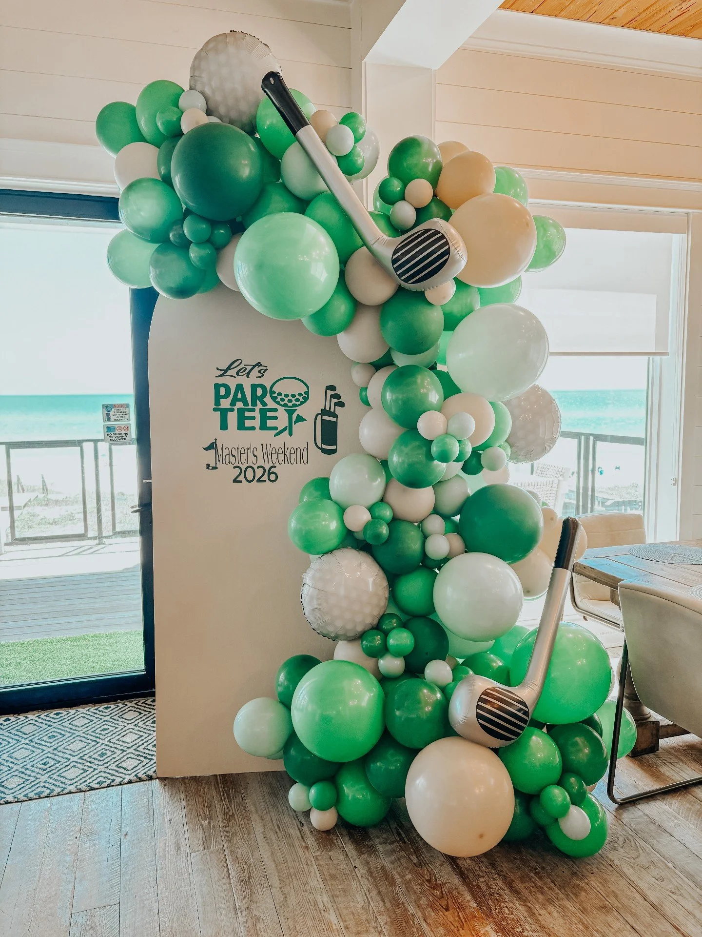 This Par-Tee for the Master's Weekend was the SETUP for the weekend. Guess how many balloons were used 👀

#30AEvents #EventBranding #LuxuryEventStyling #BalloonInstall #GolfEvent #EmeraldCoastBusiness #RosemaryBeachEvents #BalloonStylist #EventMarke
