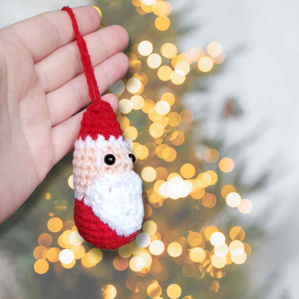 Vintage Crochet Santa & Elf Ornament (2).jpg