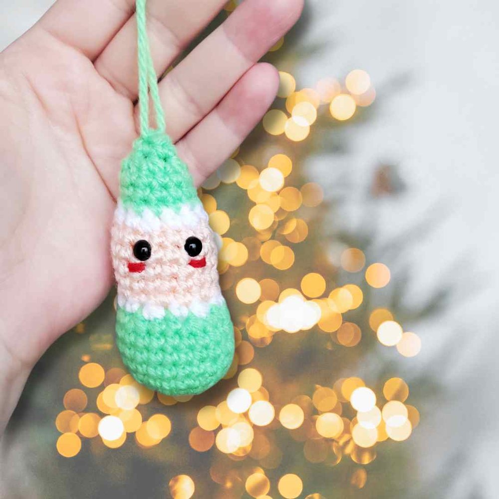 Vintage Crochet Santa & Elf Ornament (4).jpg