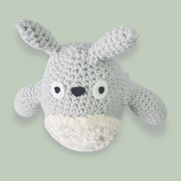 grey crochet totoro.png