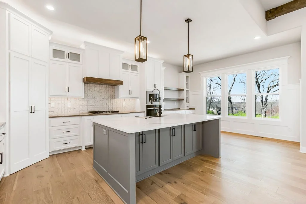 2230NWKillarneyLn-7.jpg