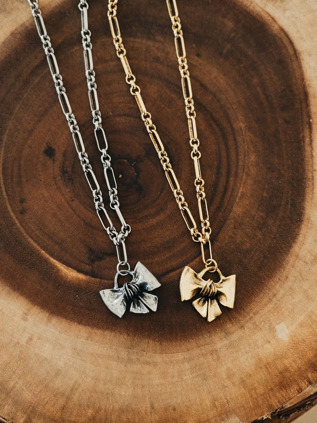 “Bowment Moment” Necklace