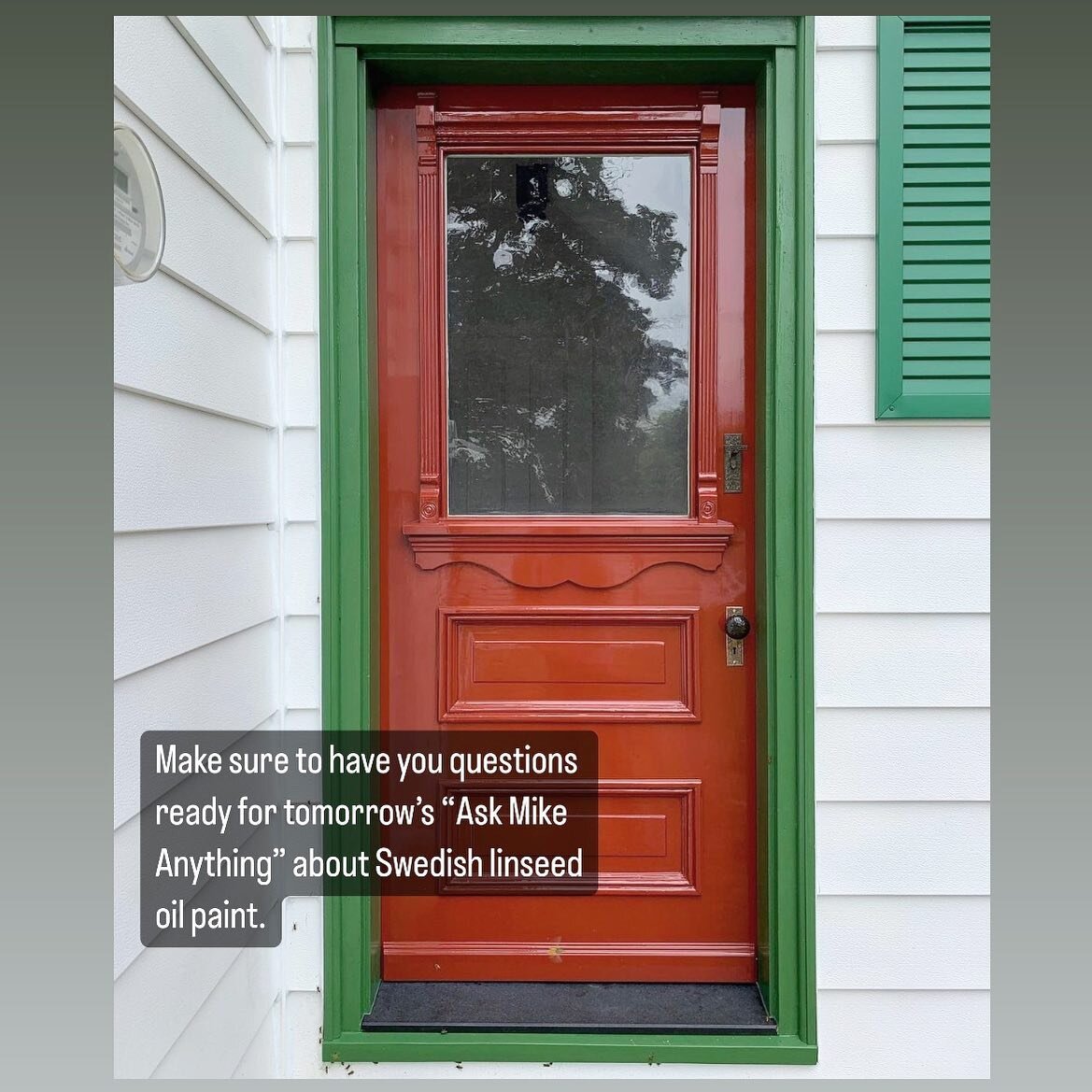 What do you want to know about Swedish linseed oil paint? Drop us a question below or send us a DM. 

#doorsofhamont #doorsofinstagram #wooddoor #woodendoor #woodworker #historichomes #finefinishes  #restore  #rebuild #custommillwork #homedesign #arc