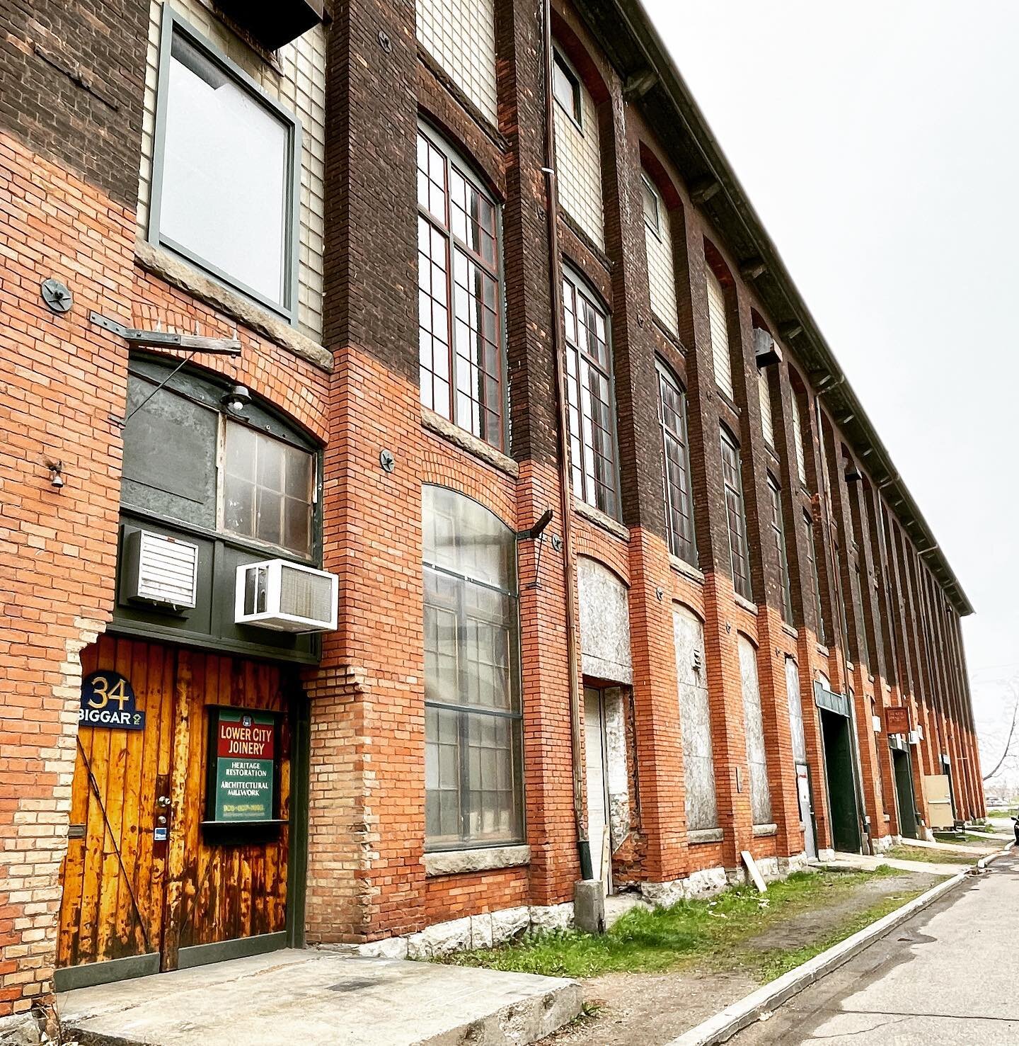 DOORS OPEN HAMILTON!
This Sunday May 7th come explore the historic Cotton Factory from 10am-4pm. Learn about the history and meet the many artists, makers, and entrepreneurs who call @cottonfactoryca home. Open studios, kids craft area, snacks, famil