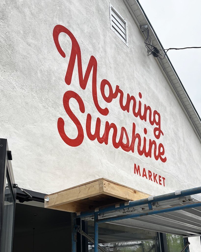 ✔️one sign down, one to go. finished yesterday before the weekend rain 😅