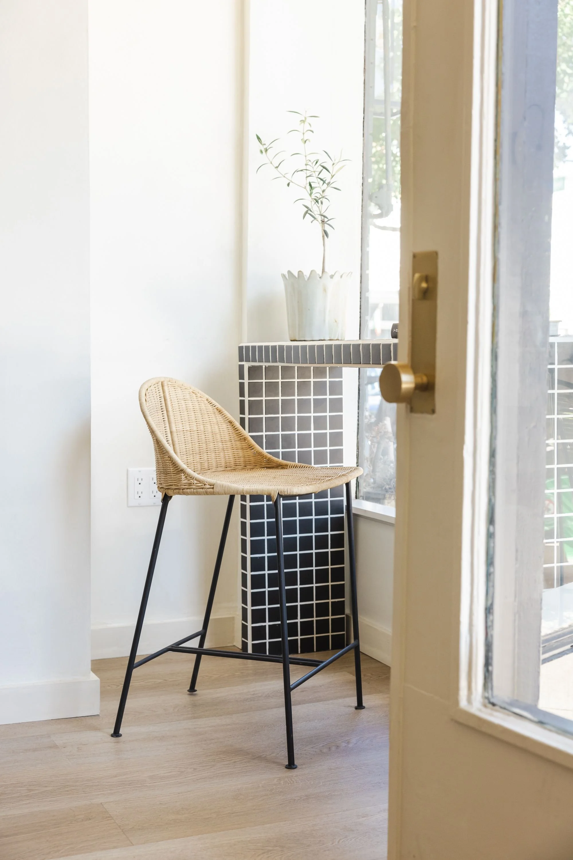 Maisonry Salon