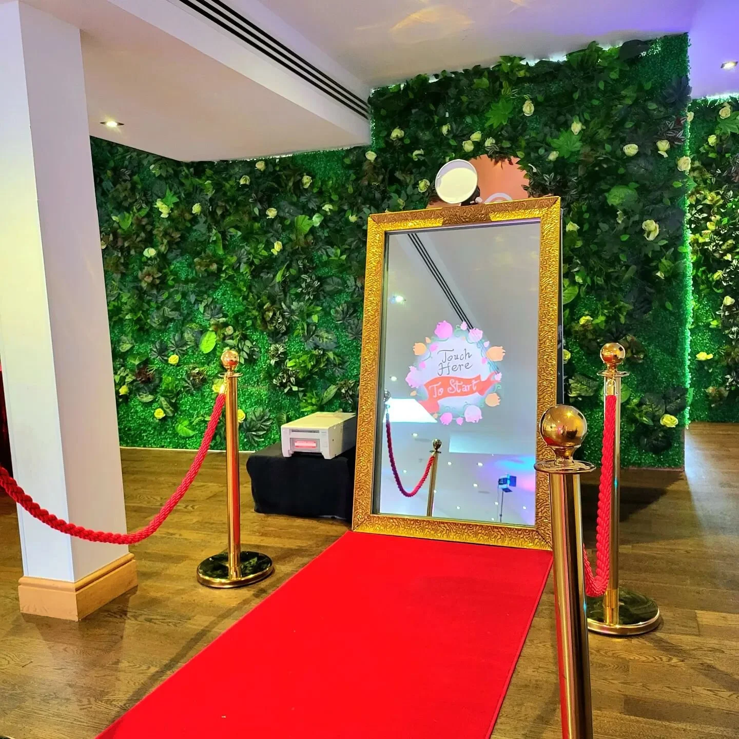Red Carpet Treatment 📸
Our Interactive touch screen Magic Mirror booth ✨️🪞📸
Drop us a message for price and availability📩
-
-
#photobooth #magicmirror #photography
#weddings 
#redcarpet