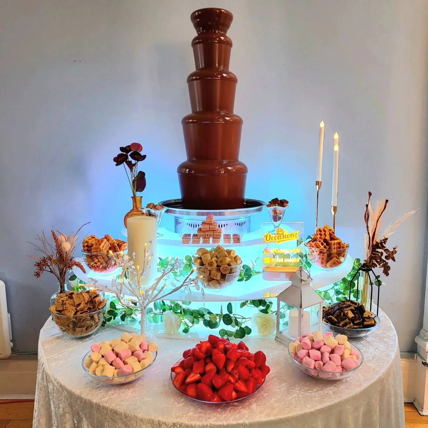 Our Five Tier Choco Fountain 🍫⛲️ Free Decor To Suit Your Event
Pick your theme, pick your dips and even pick the colour of the chocolate. At Occasionz everything can be tailored to your special moments.
Drop us a message for pricing and availabili