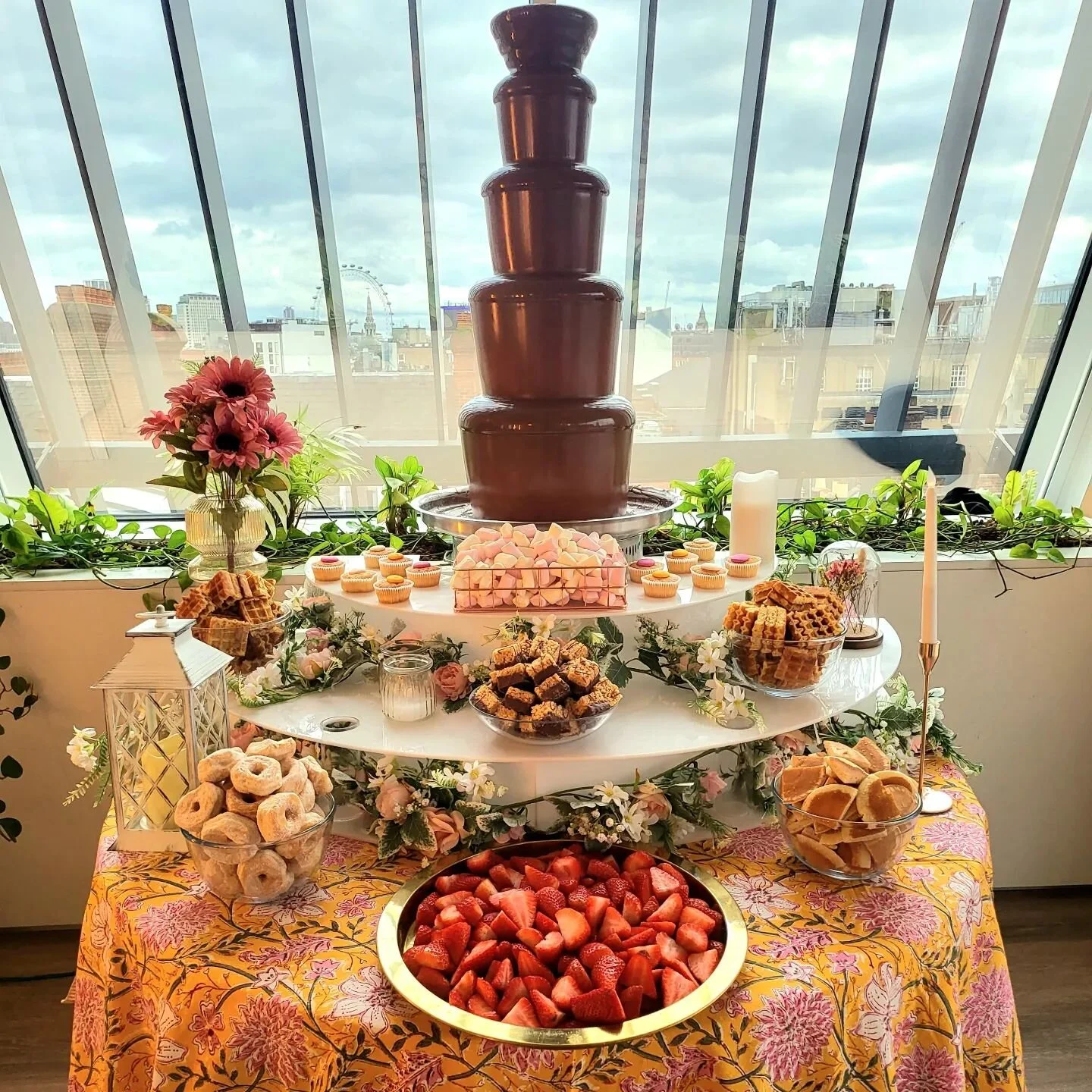 Yesterday's Event For Snapchat At Their London HQ 👻
#chocolatefountainhirelondon 
#chocolatefountainhire 
#chocolatefountainhireessex 
#chocolatefountainhirehertfordshire 
#chocolatefountainhireluton 
#corporateevents