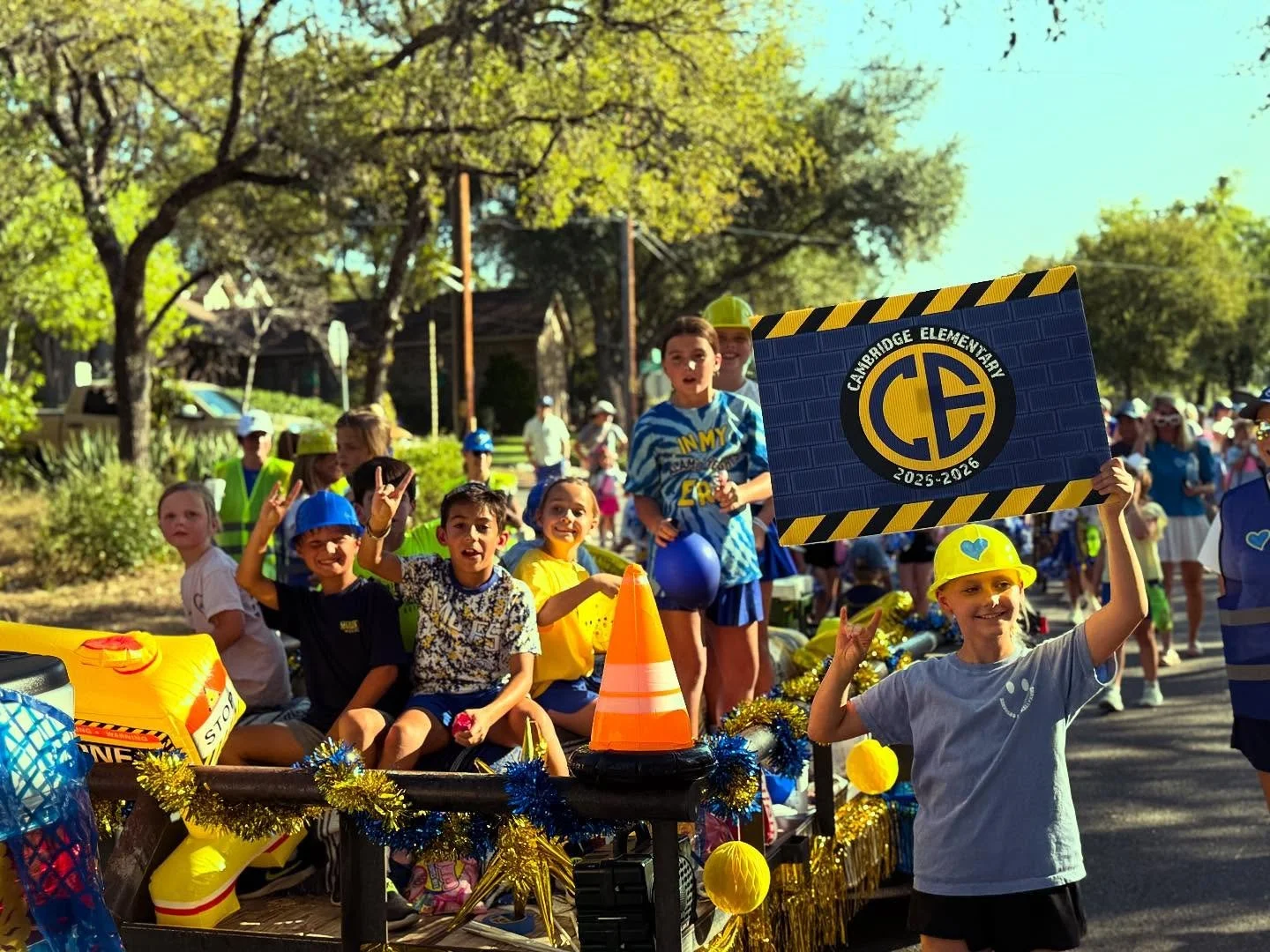 Howdy Parade was hoppin&rsquo;! Special thank you to the Watch DOGS and Grand Watch DOGS for driving the float. The after school enrichment baton twirlers did wonderful and we had our Mule Games top winners as special guests with Principals Mu&ntilde