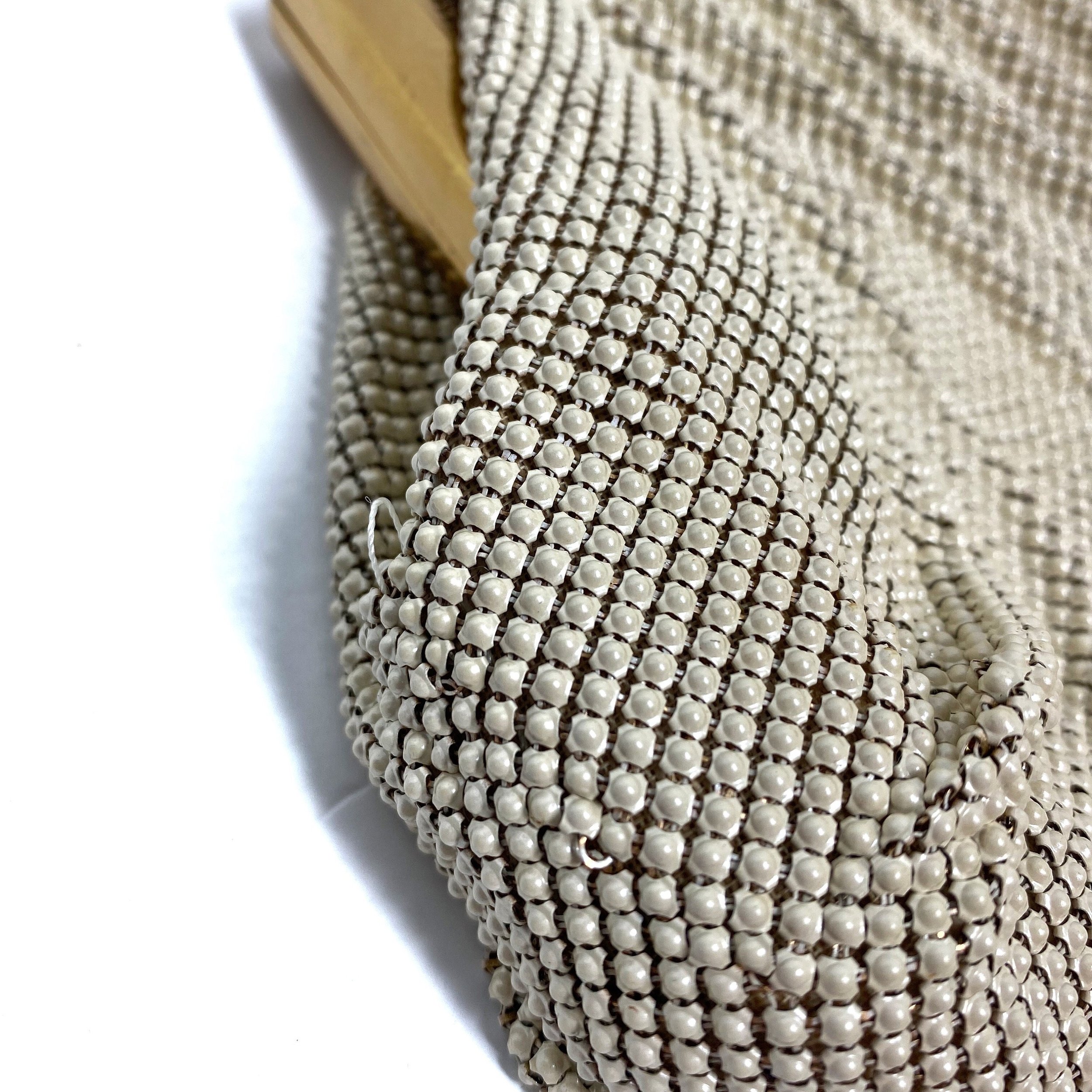 https://i.etsystatic.com/7562957/r/il/2cb233/2314937086/il_fullxfull.2314937086_e0x8.jpg