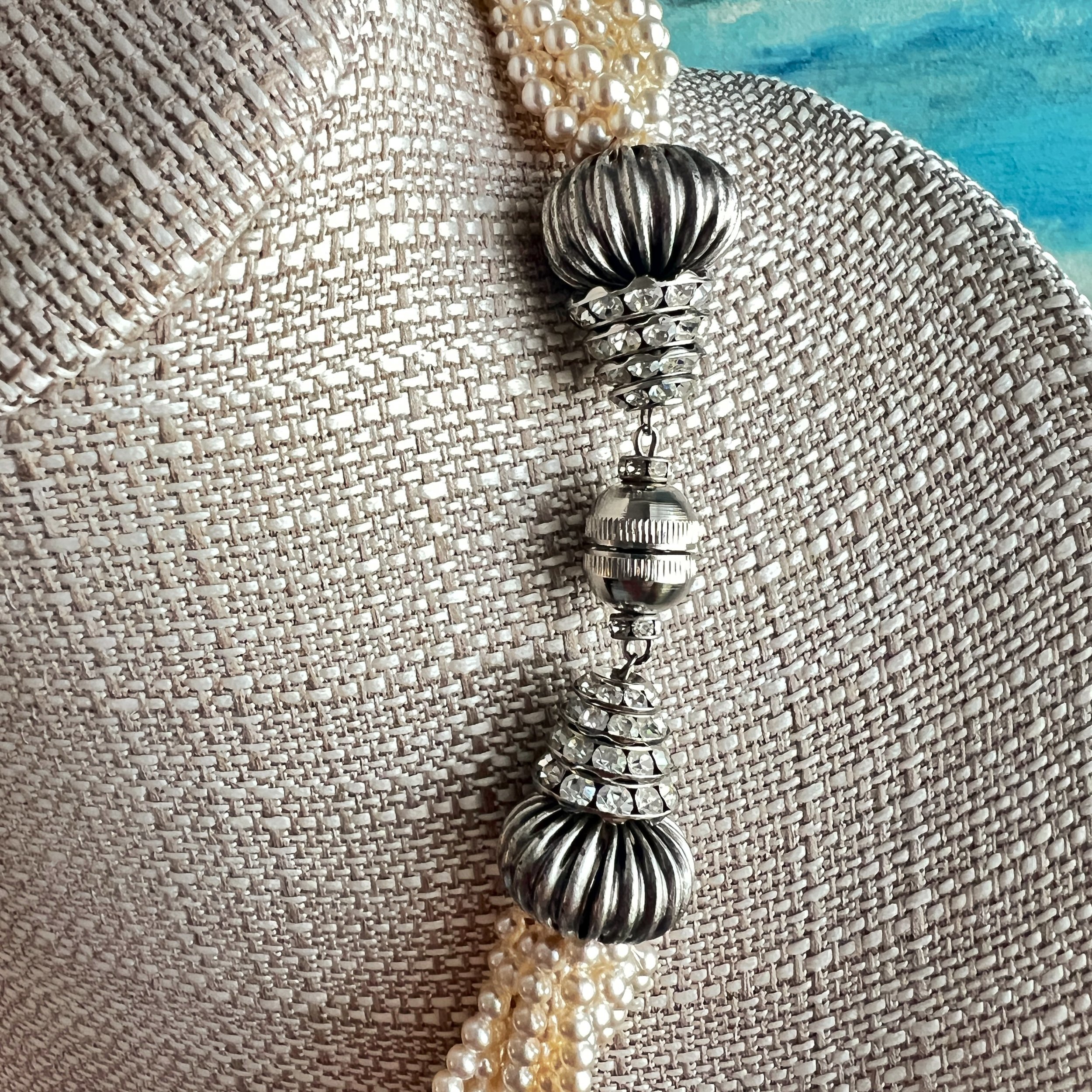 stashestates-pearl-necklace-8.jpeg