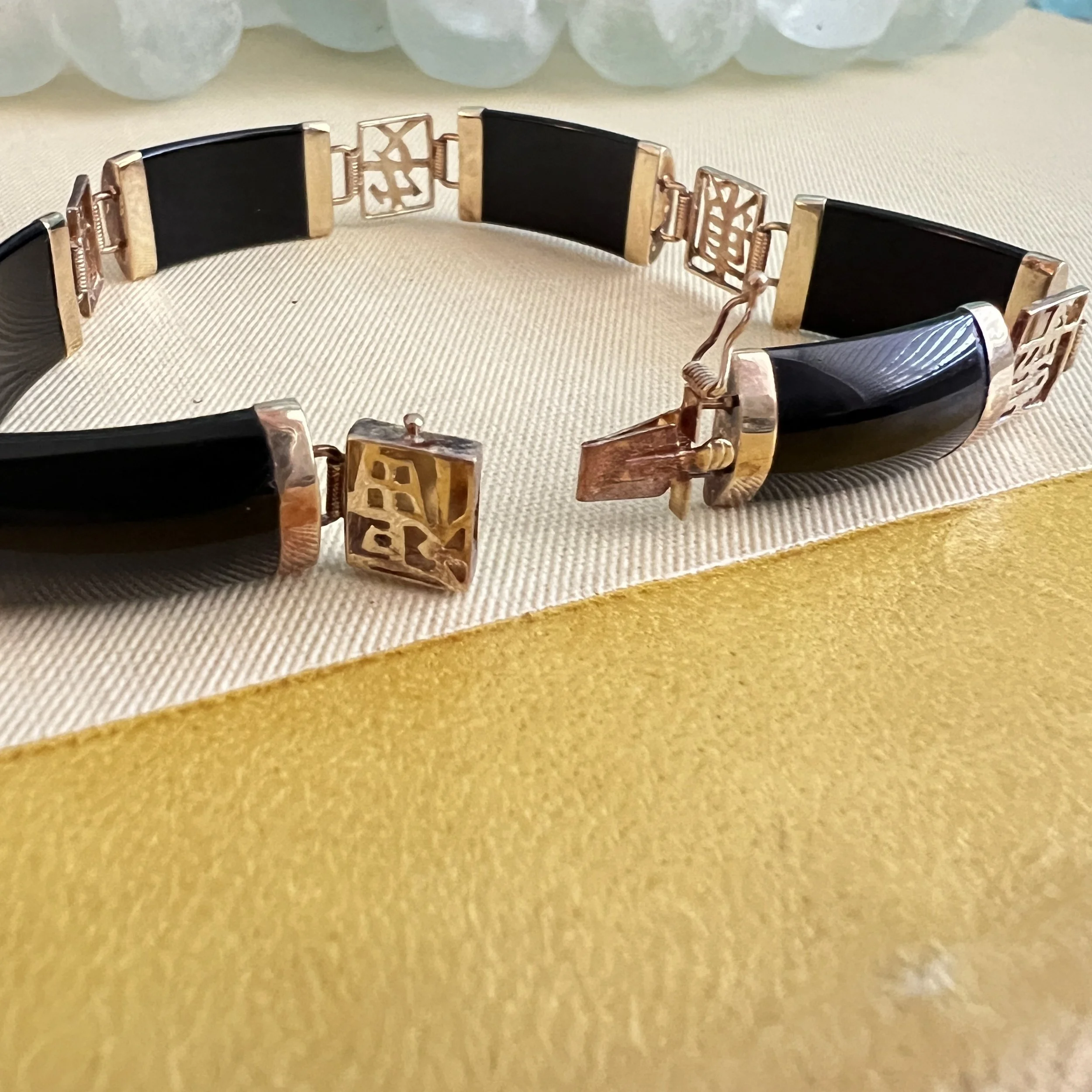 stashestates-asian-bracelet-8.jpeg