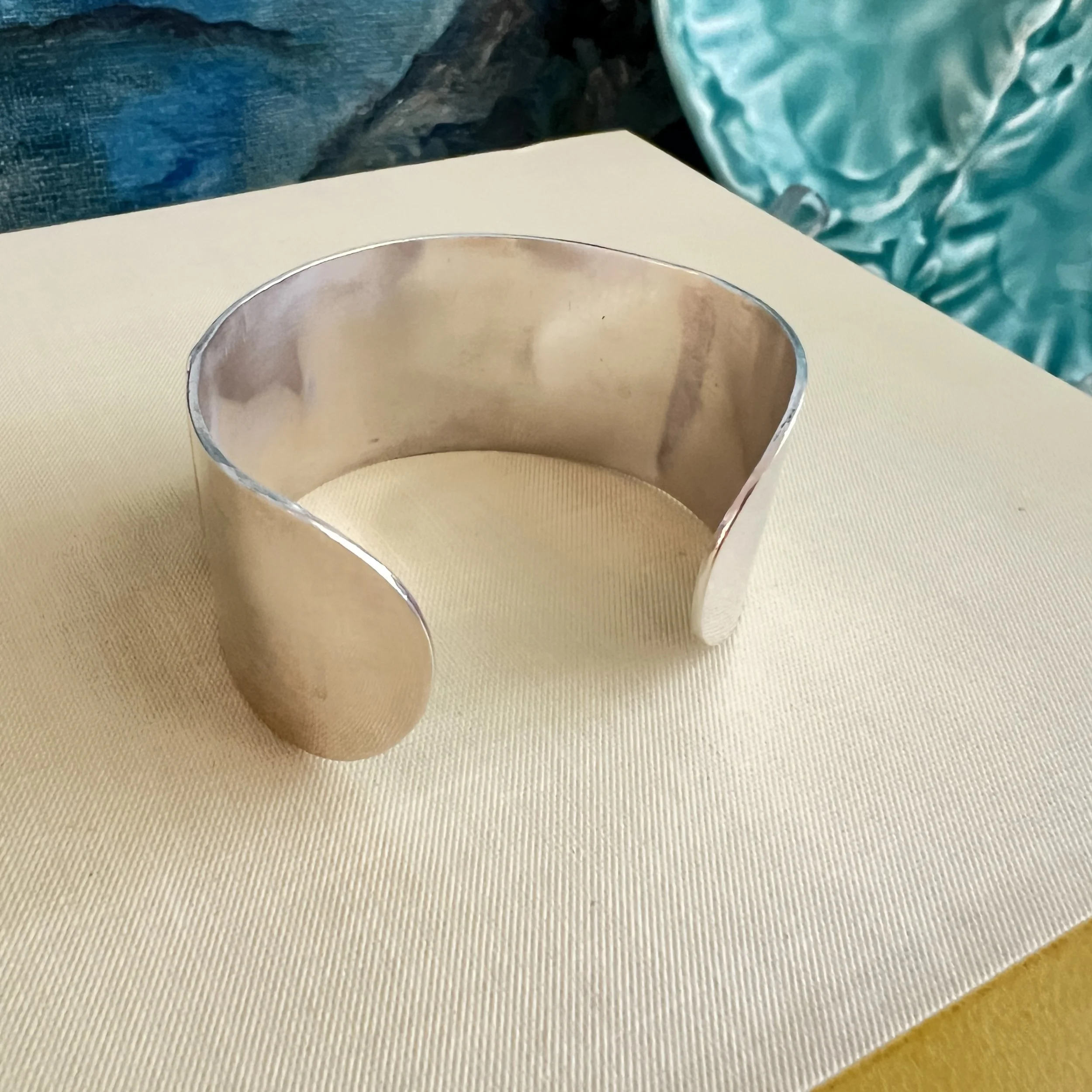 stashestates-silver-cuff-10.jpeg