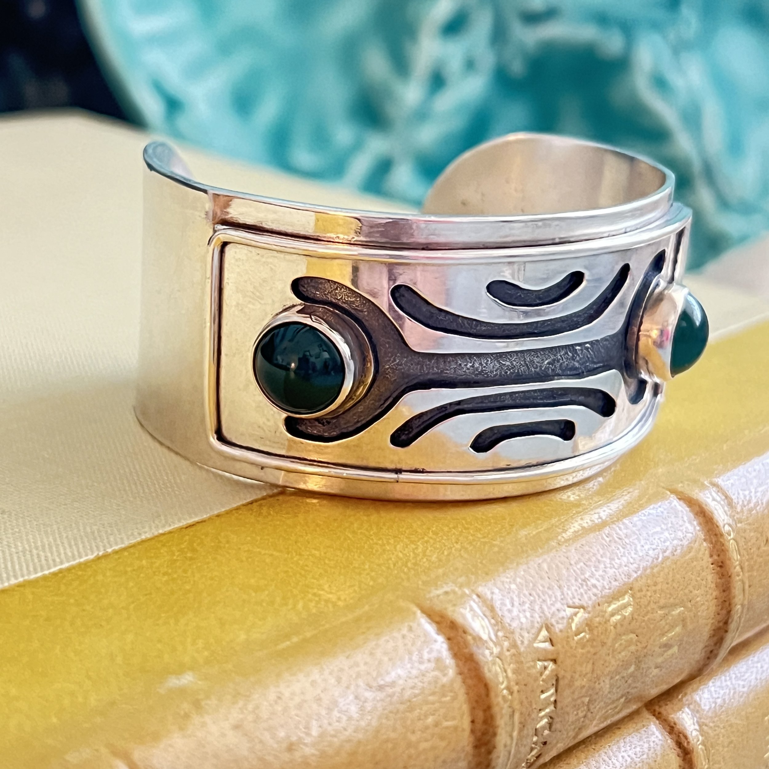 stashestates-silver-cuff-5.jpeg
