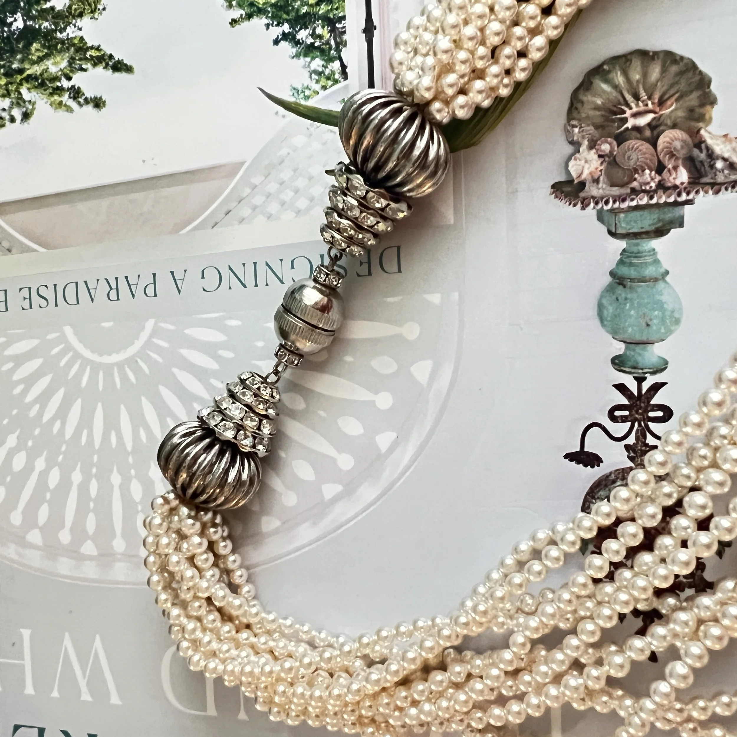 stashestates-pearl-necklace-12.jpeg