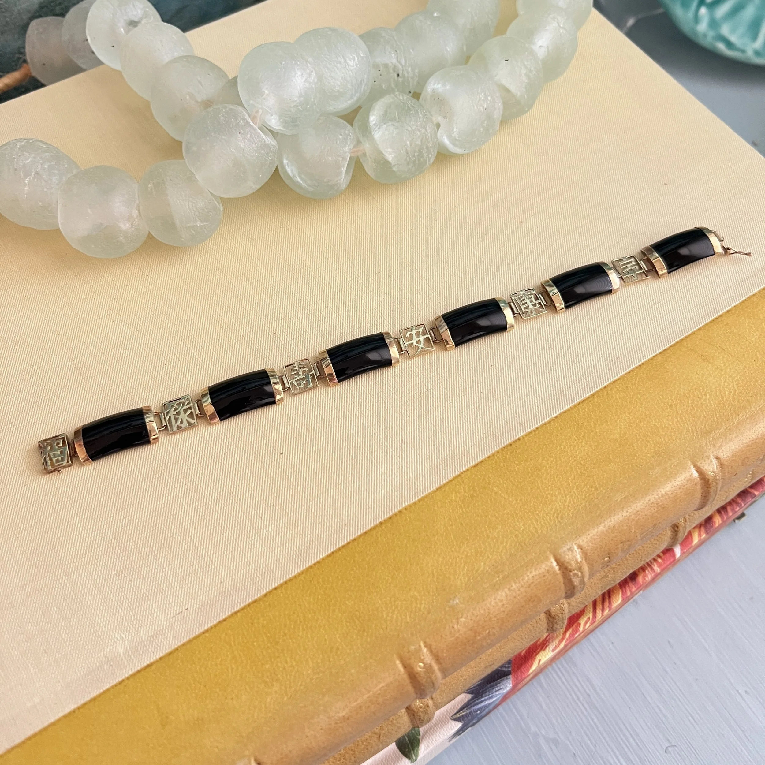 stashestates-asian-bracelet-10.jpeg