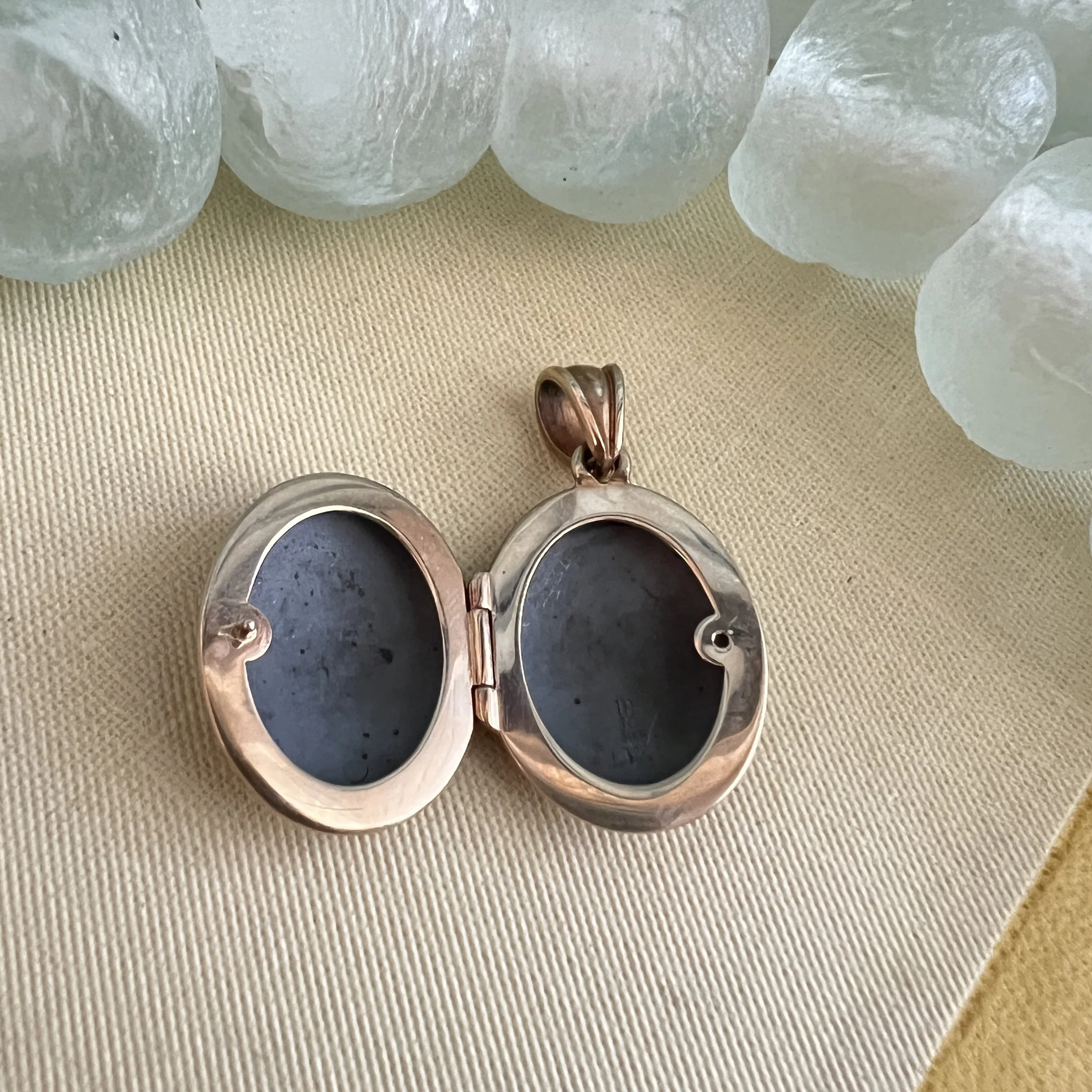 stashestates-james-avery-locket-20.jpeg