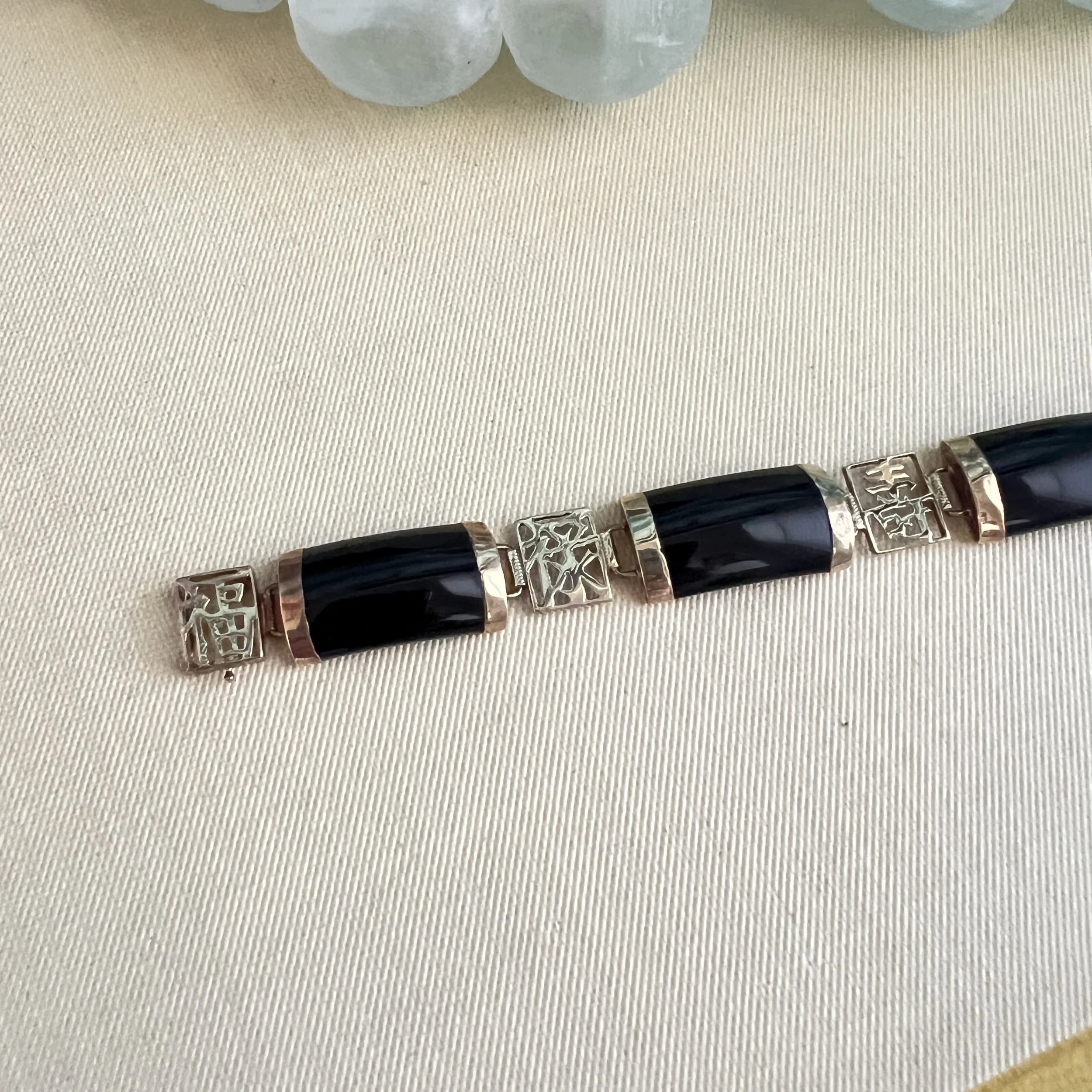 stashestates-asian-bracelet-12.jpeg