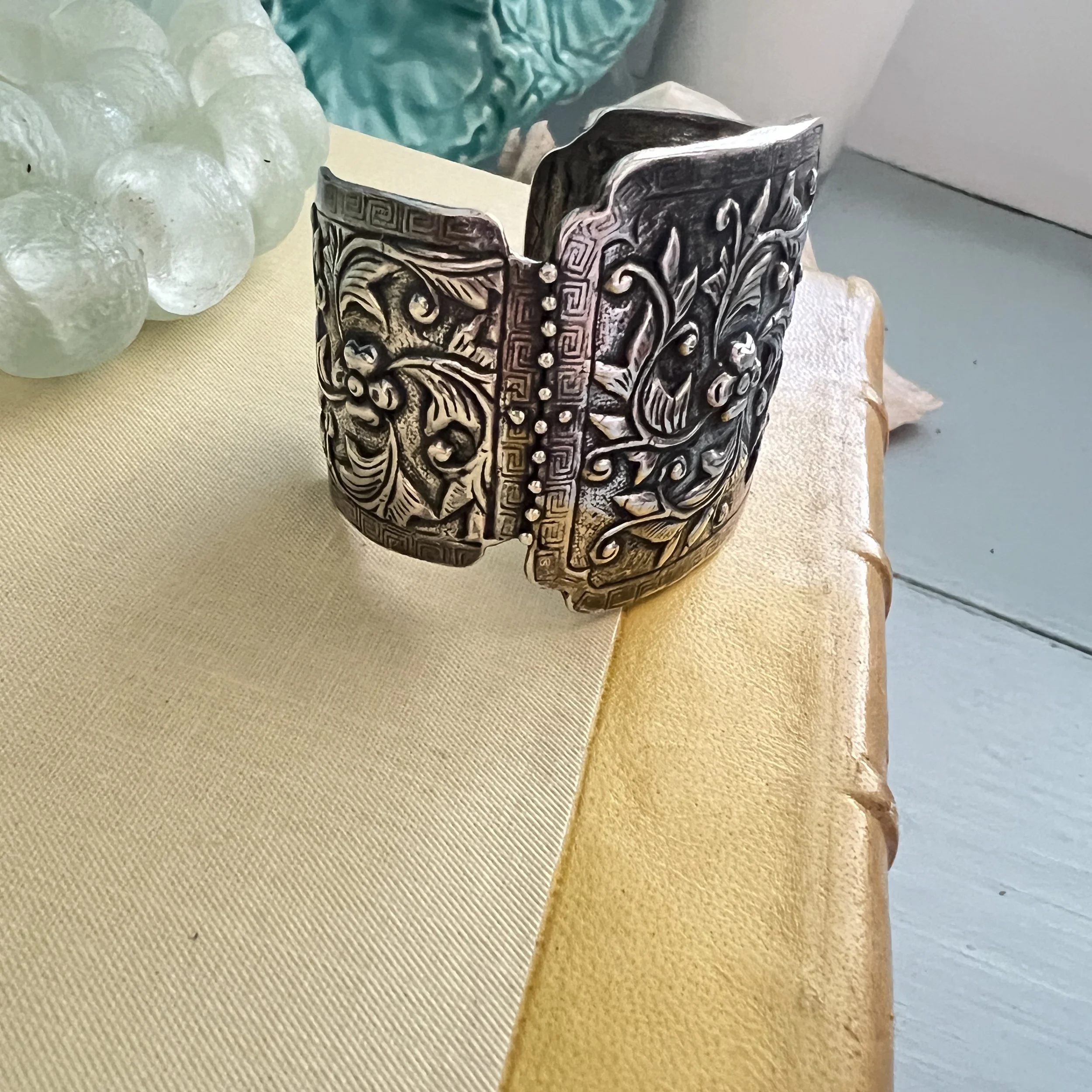 stashestates-sally-davidson-cuff-12.jpeg