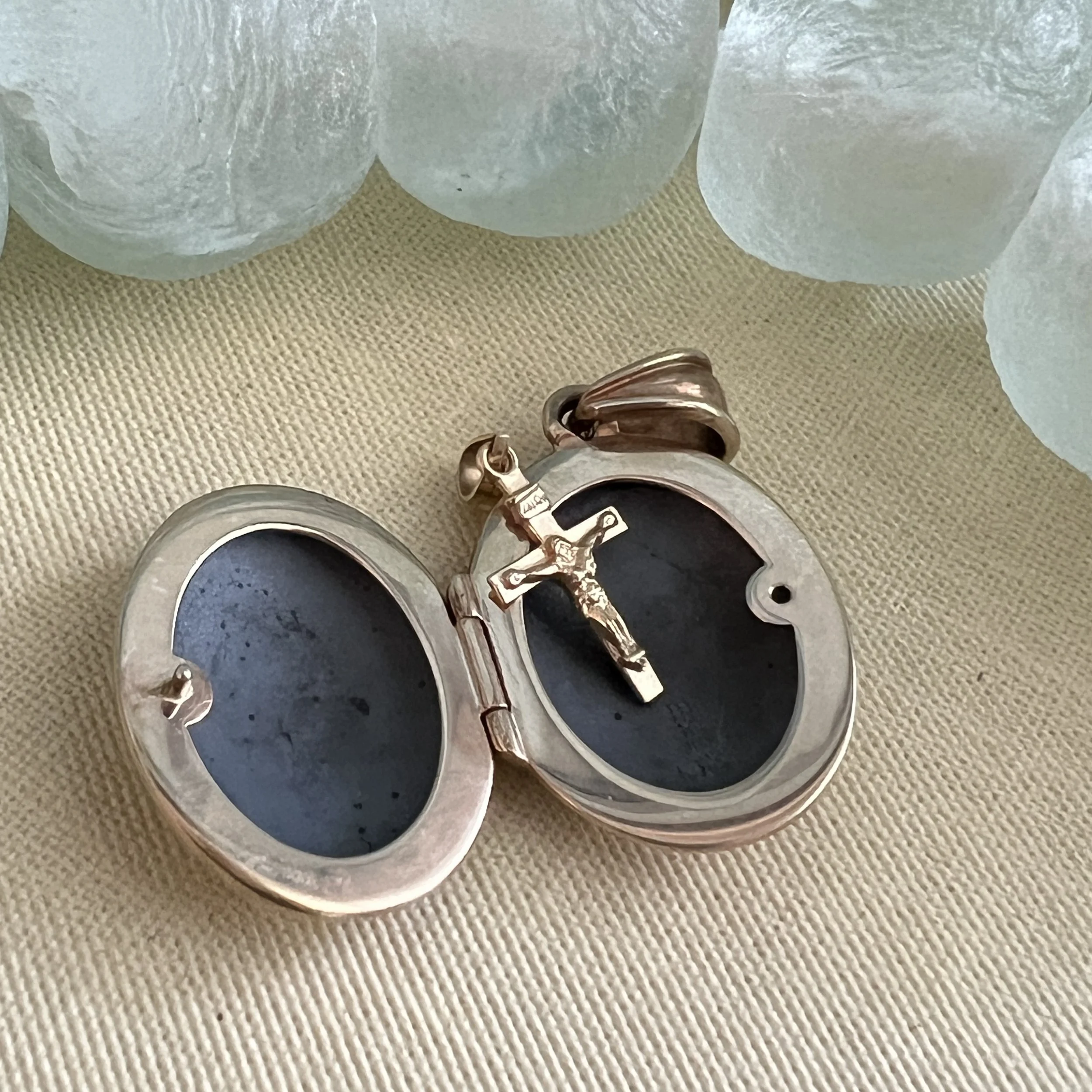 stashestates-james-avery-locket-25.jpeg