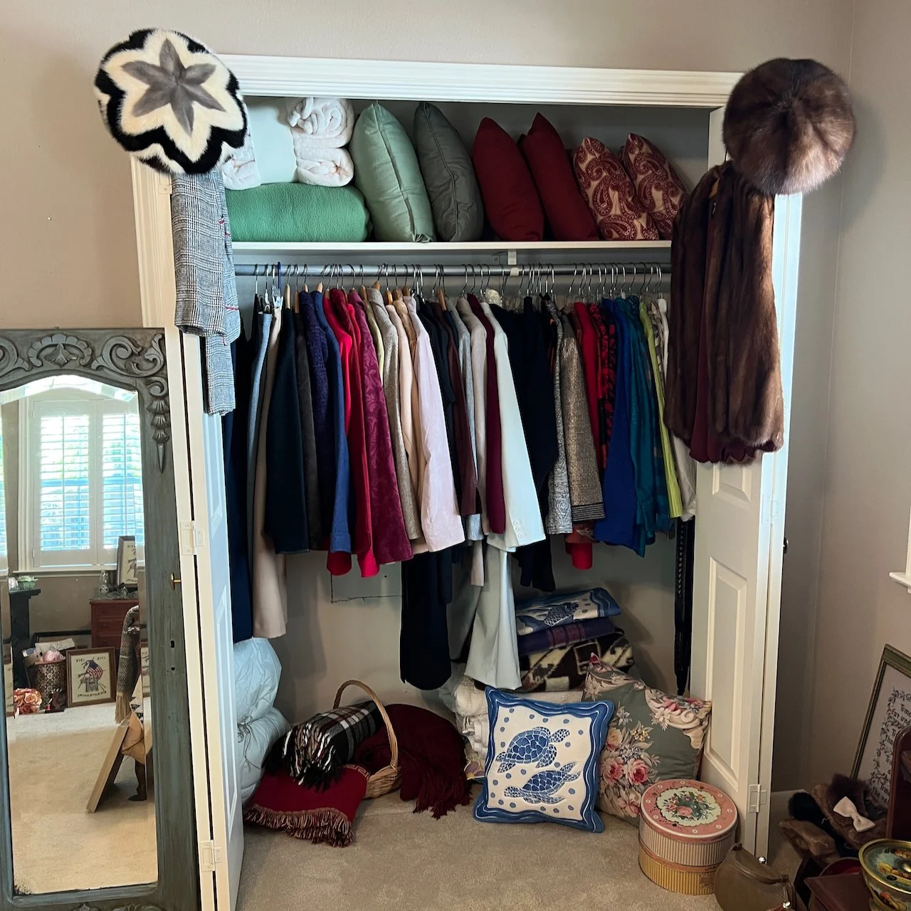 Gruy Sale - 86 of 121.jpeg