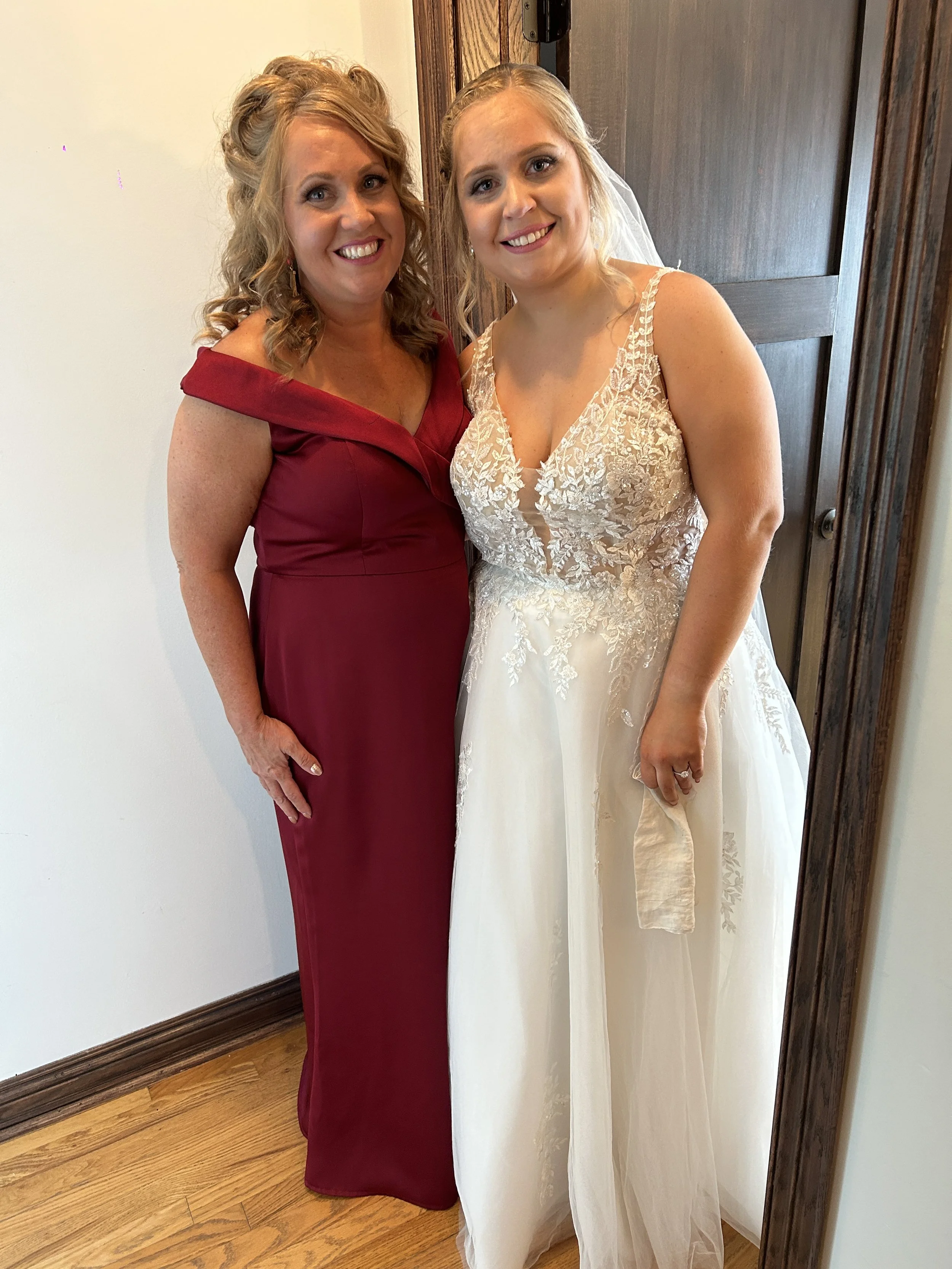 Mother and the bride. Country Coach House Photo