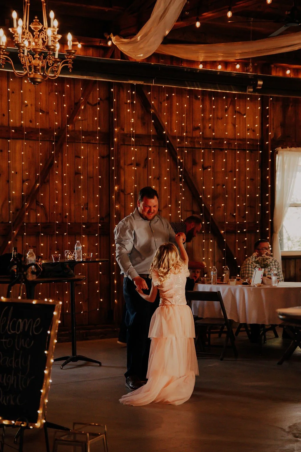 DaddyDaughterDance-208.jpg