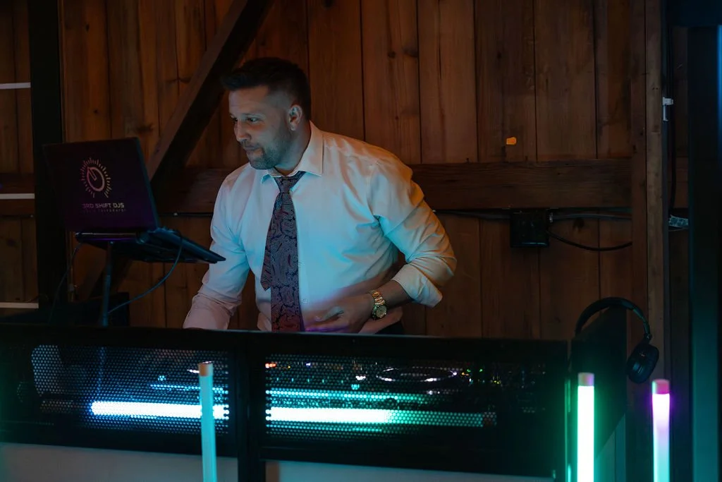 The chosen DJ for the night at Country Coach House in Burlington, IL 