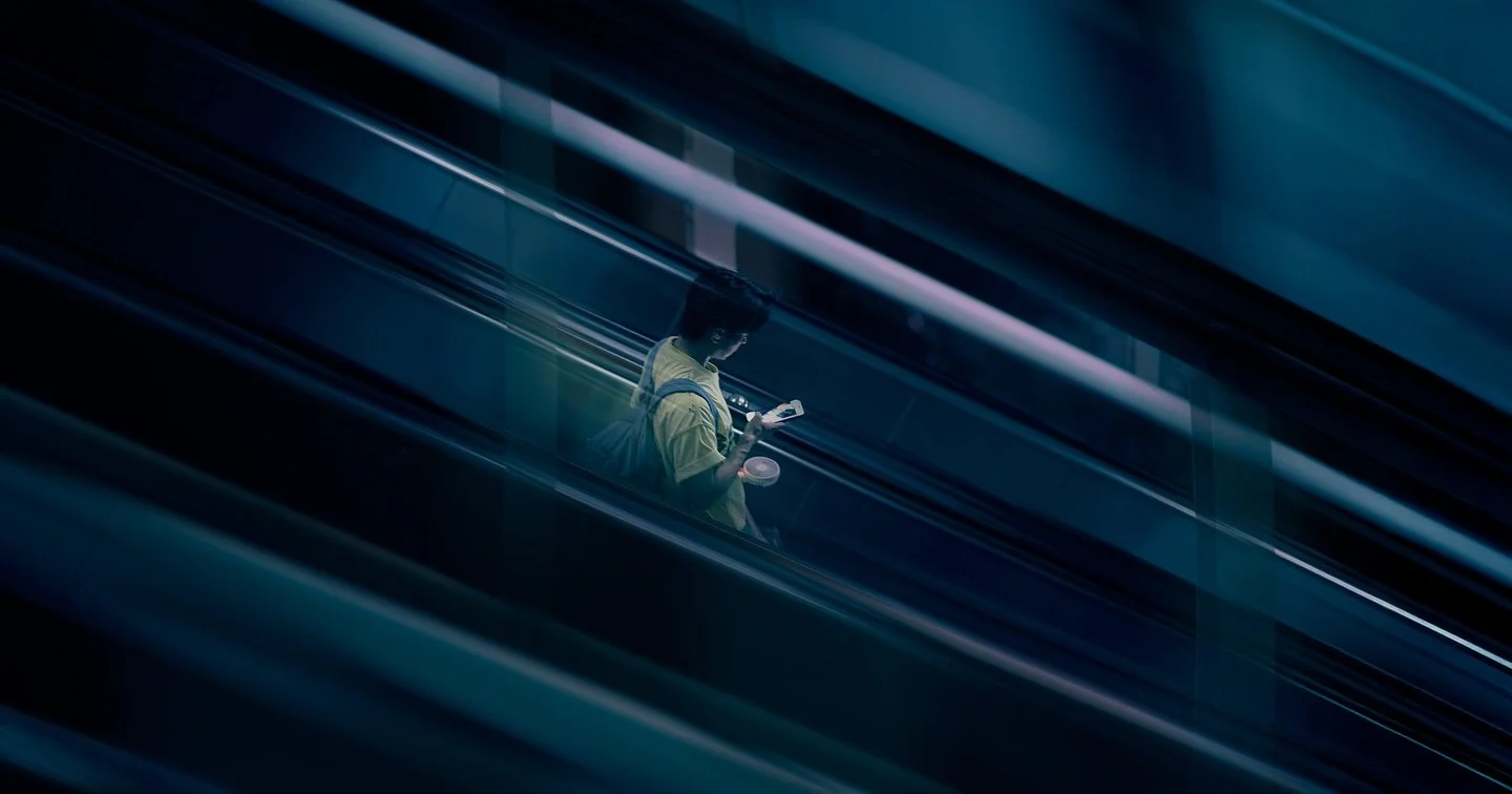 Escalator to the metro in Chongqing. Night time wanderings and it was crazy hot for this guy. Excellent beer drinking weather tho. #chongqing #street #streetphotography