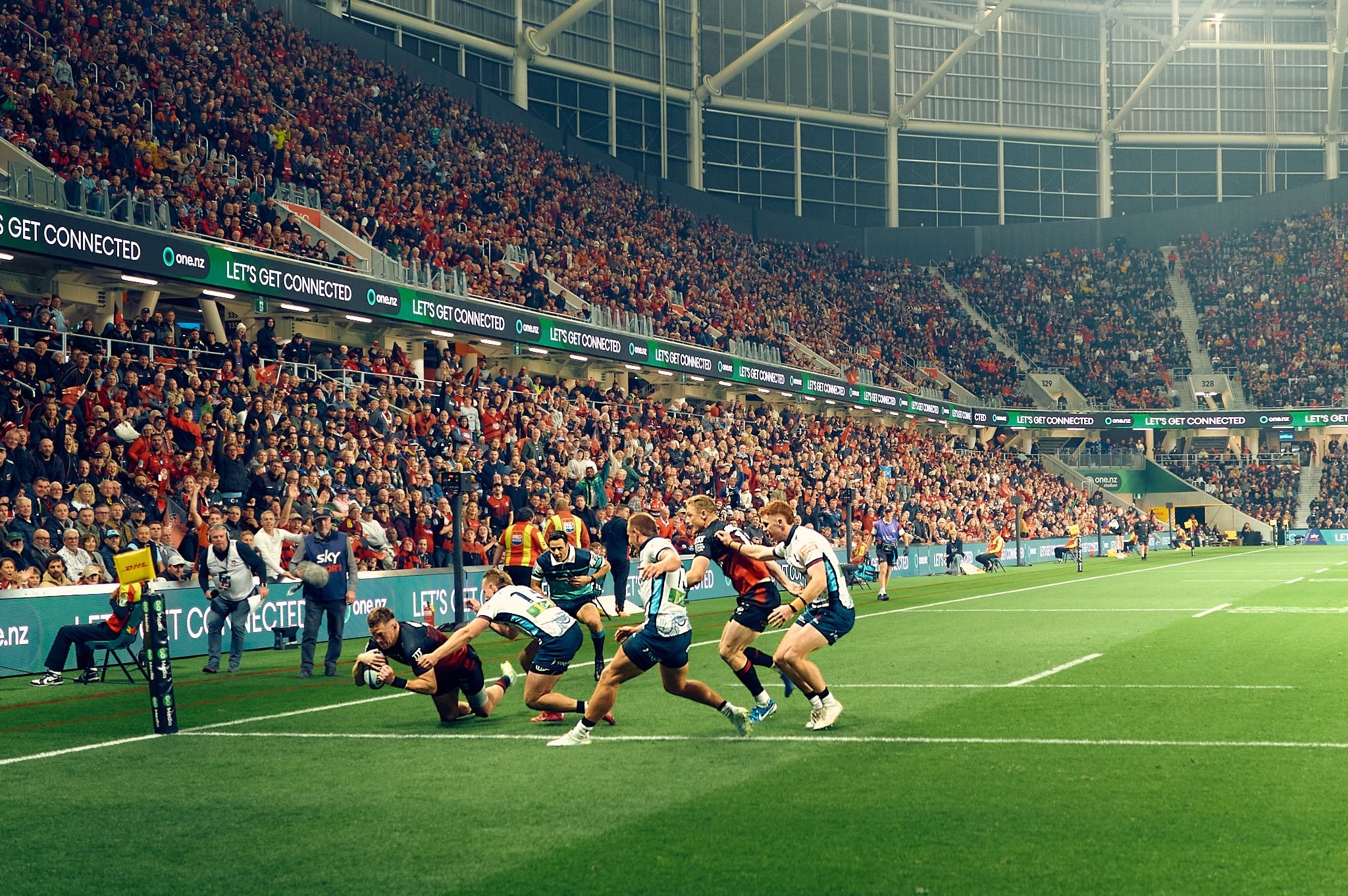 1st try at the new @onenewzealandstadium so stoked it was by the @crusadersrugbyteam @dal_mcleod. Epic start to the new stadium. #superrugbypacific #rugby