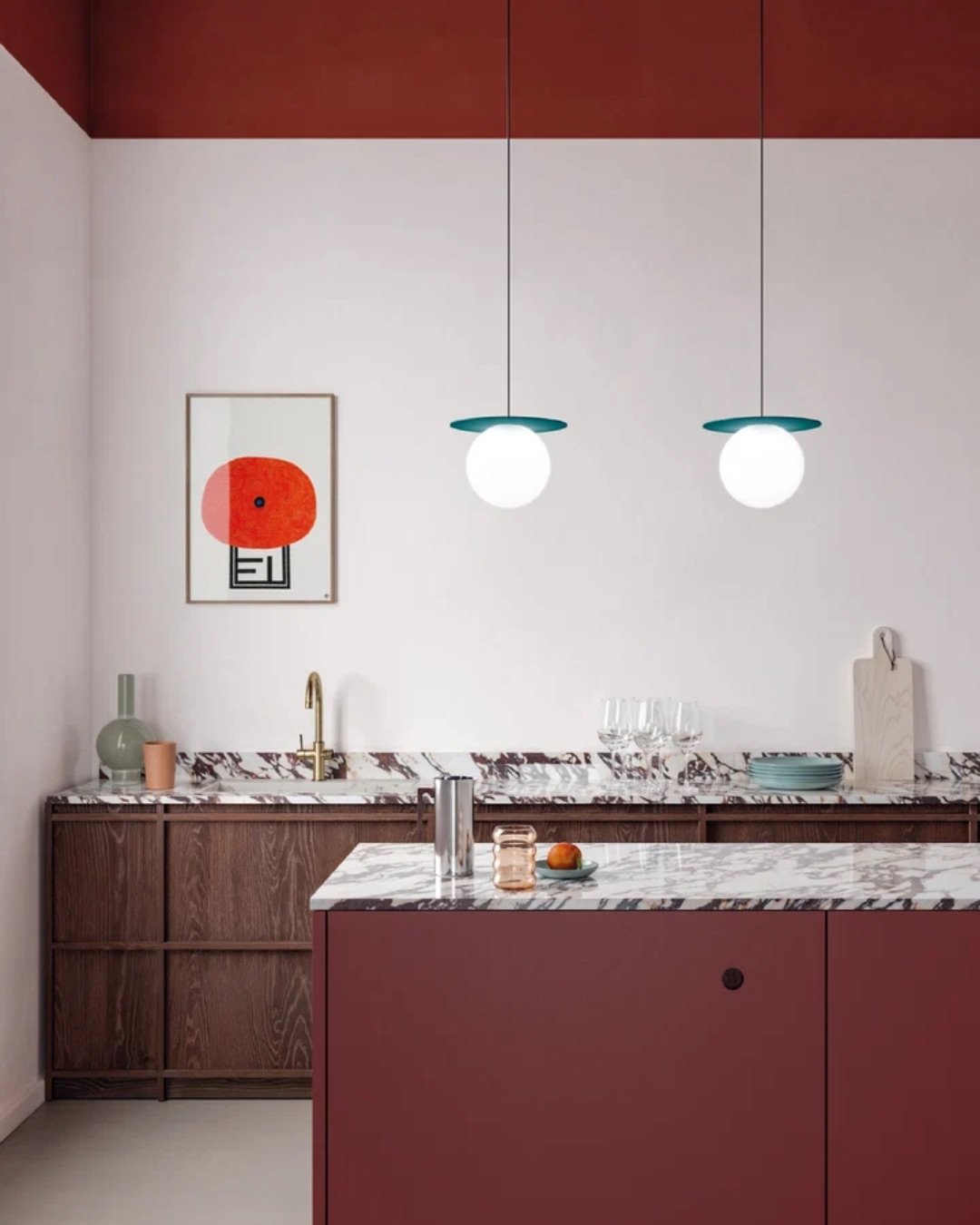 Meet the Kiss Pendant by Roberto Mantovani &amp; Fabiano D&rsquo;Este @axolight 

#kisspendant #richmondlighting #axolight #melbourneshowroom #interiorlightingideas
