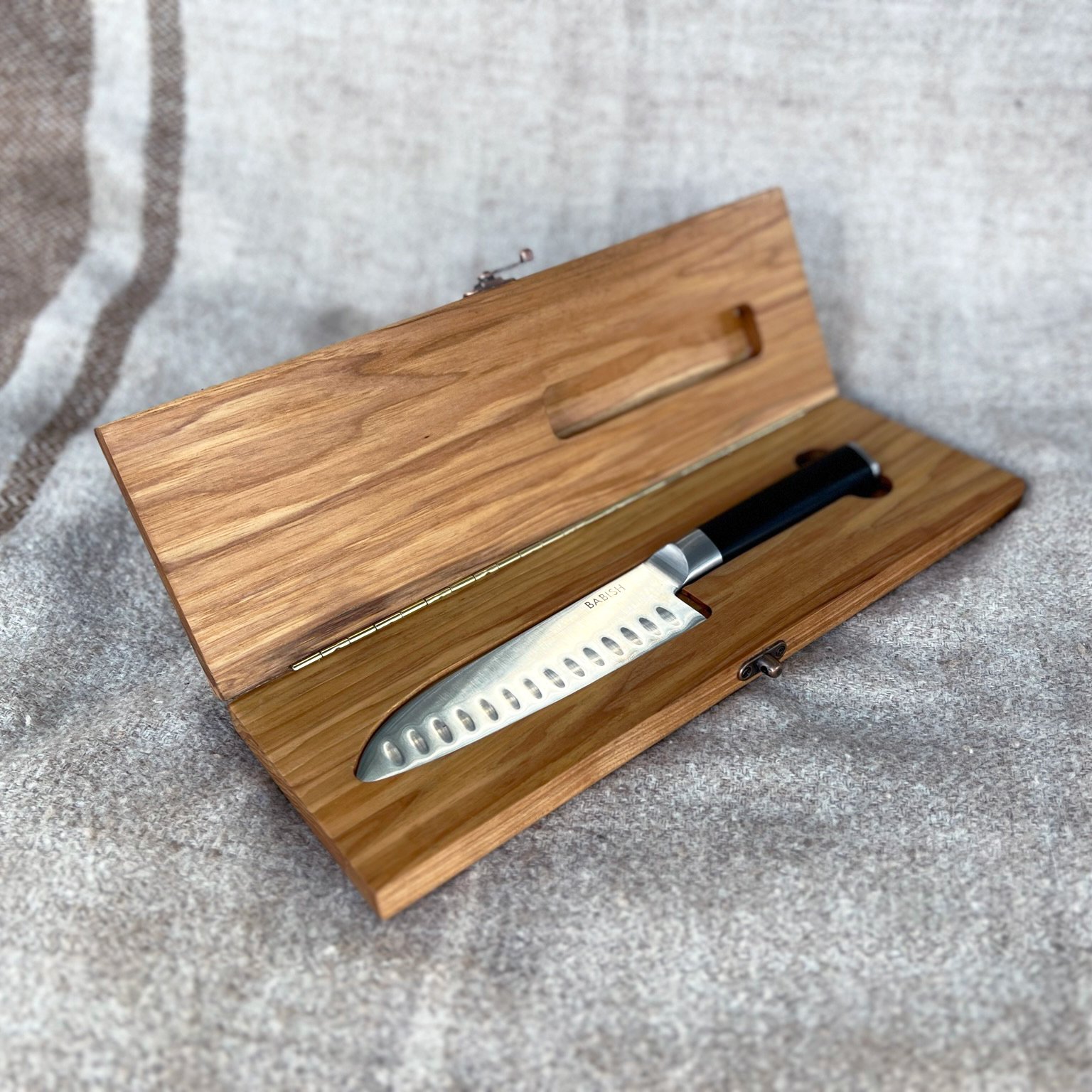 Folding Cutting Board with Knife