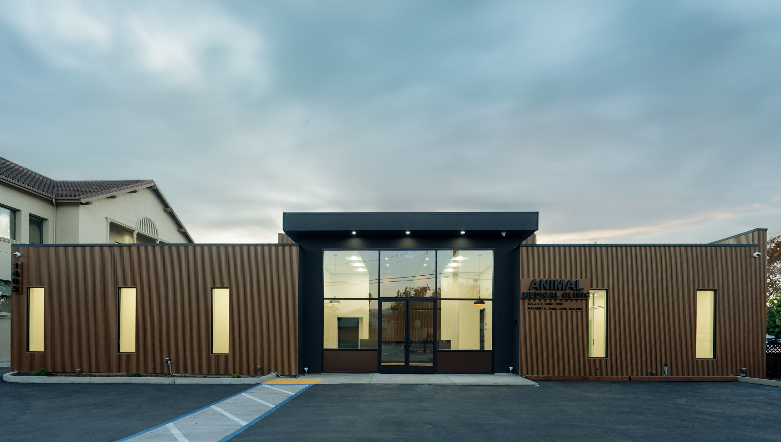 Animal_Medical_Clinic (1).png