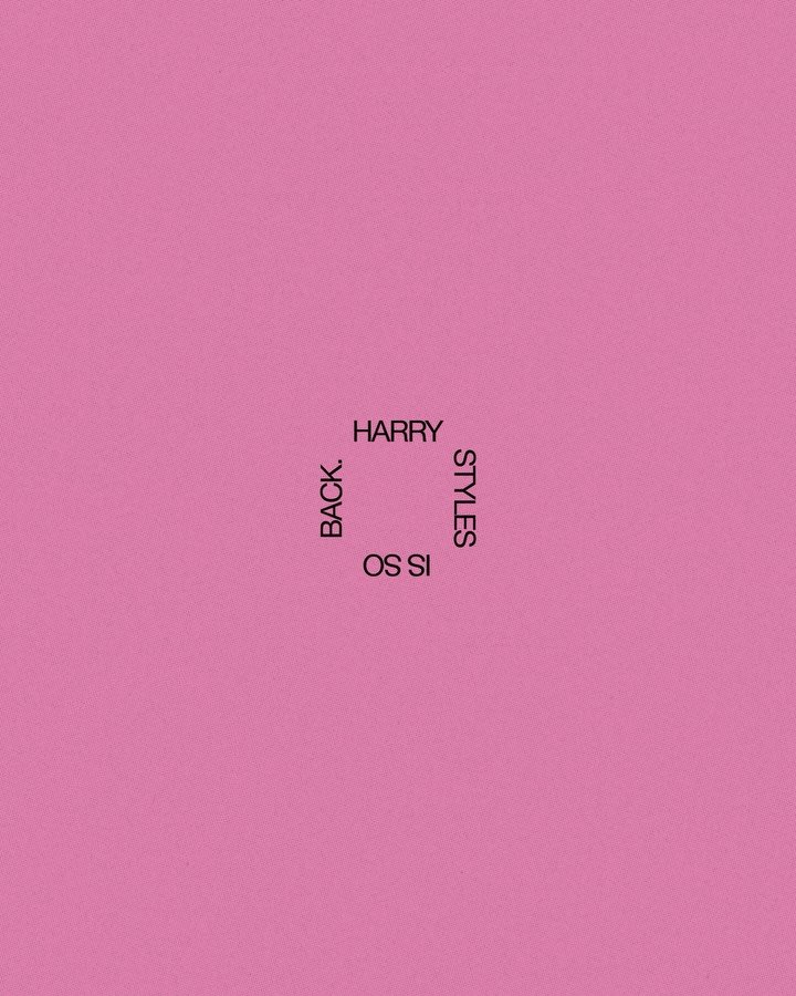 Well if you say so Harry&hellip;💋🕺🪩🥰 

I am loving Harry&rsquo;s new album cover! The pink and blue (Fine Line 🩷🩵), the retro and simple typography, and the disco ball of course 🪩 Soo excited for March 6th!!!

#harrystyles #harrystylesfanart #