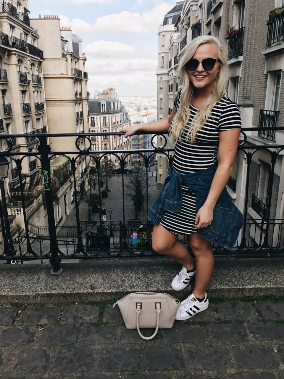 paris-a.JPG