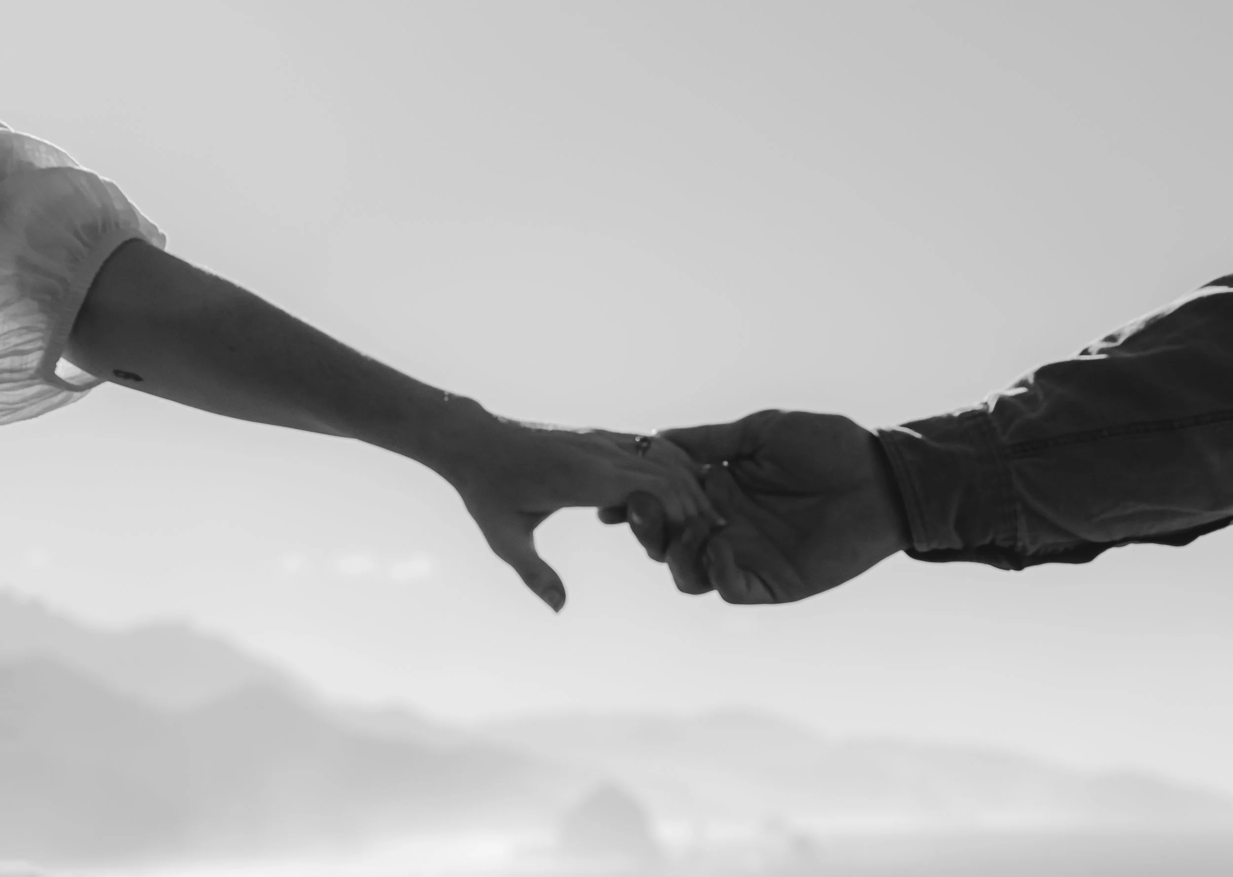 Escape to the coast and exchange vows by the sea. Intimate, stress-free elopements with breathtaking ocean backdrops.